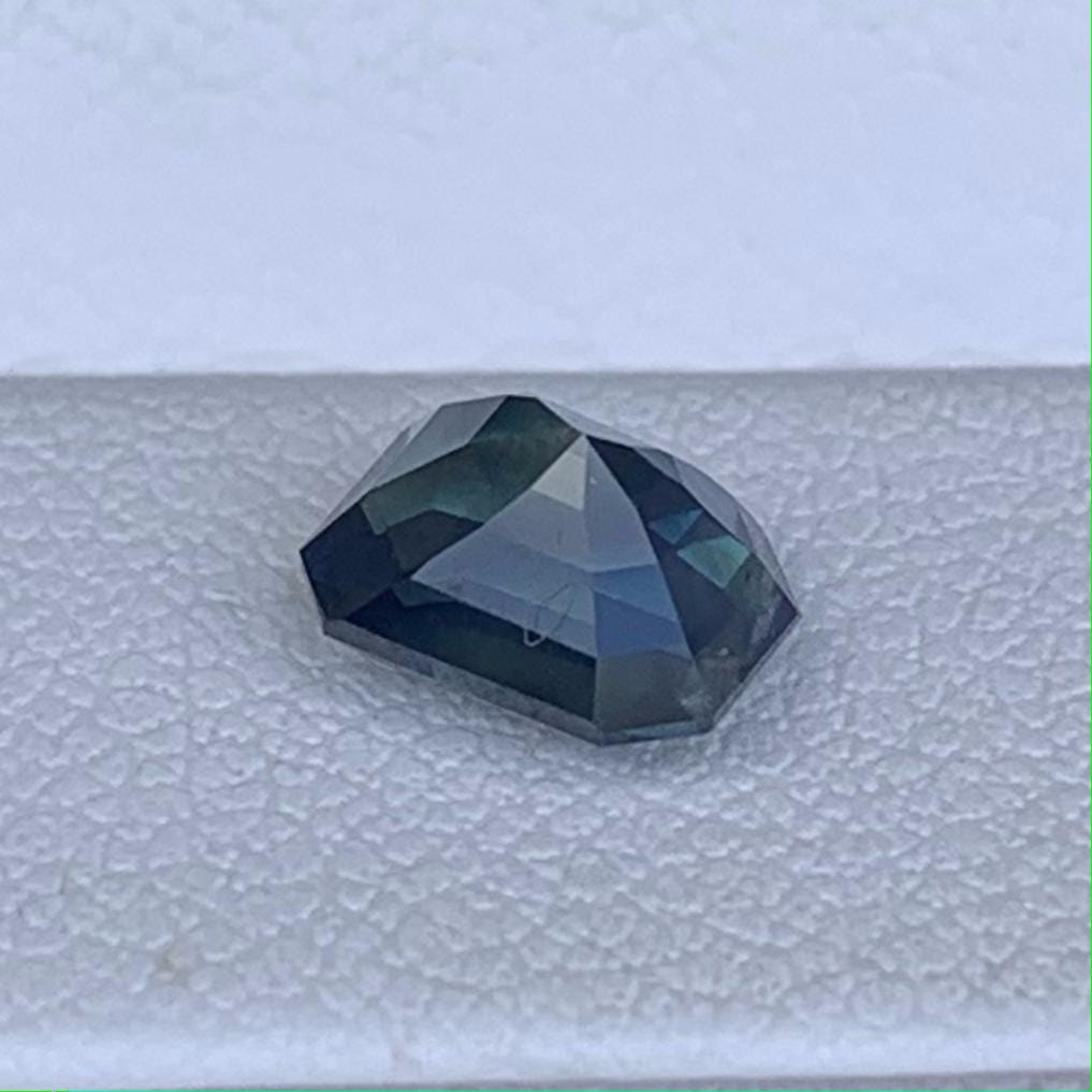 Natural Teal Sapphire 1.56 - (UH) - Baza Boutique