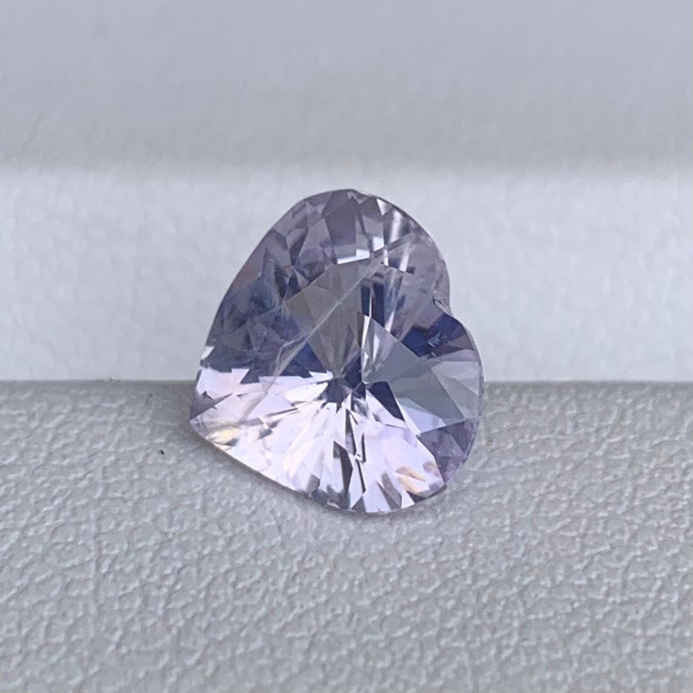 Heart Shaped Lavender Sapphire 2.21ct - (UH) - Baza Boutique
