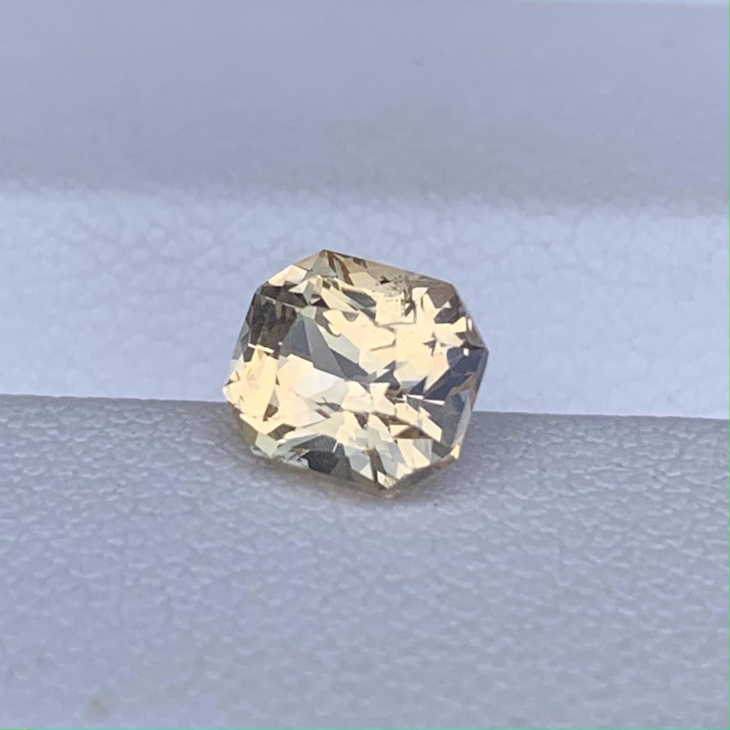 Natural Peach Sapphire 1.53ct - (UH) - Baza Boutique