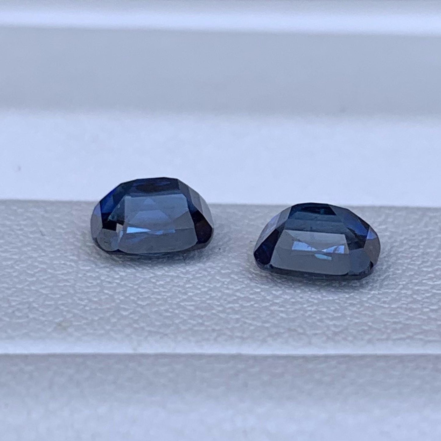 Royal Blue Sapphire Pair 1.64ct - (H) - Baza Boutique