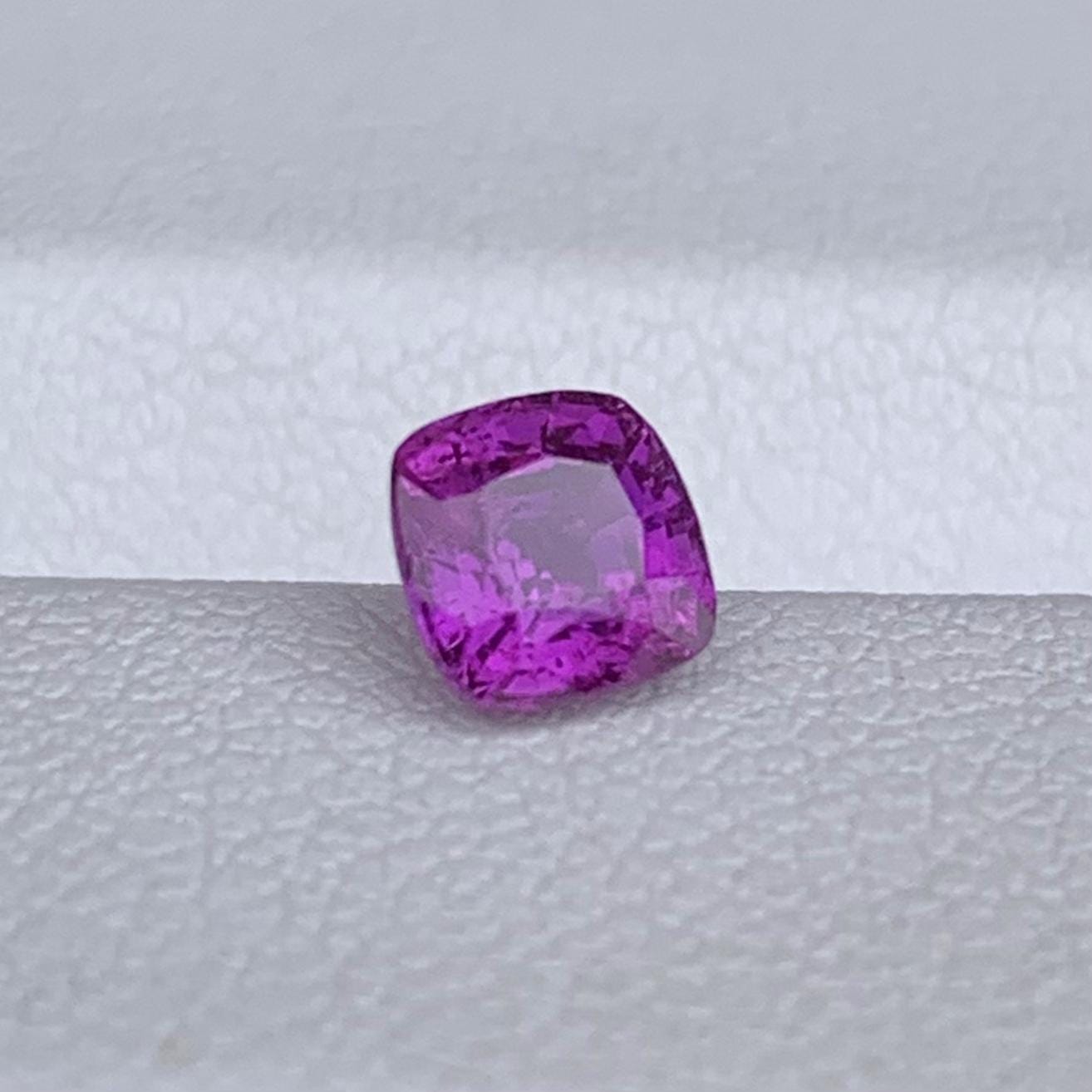 Natural Cushion Cut Violet Sapphire 0.62ct - (UH