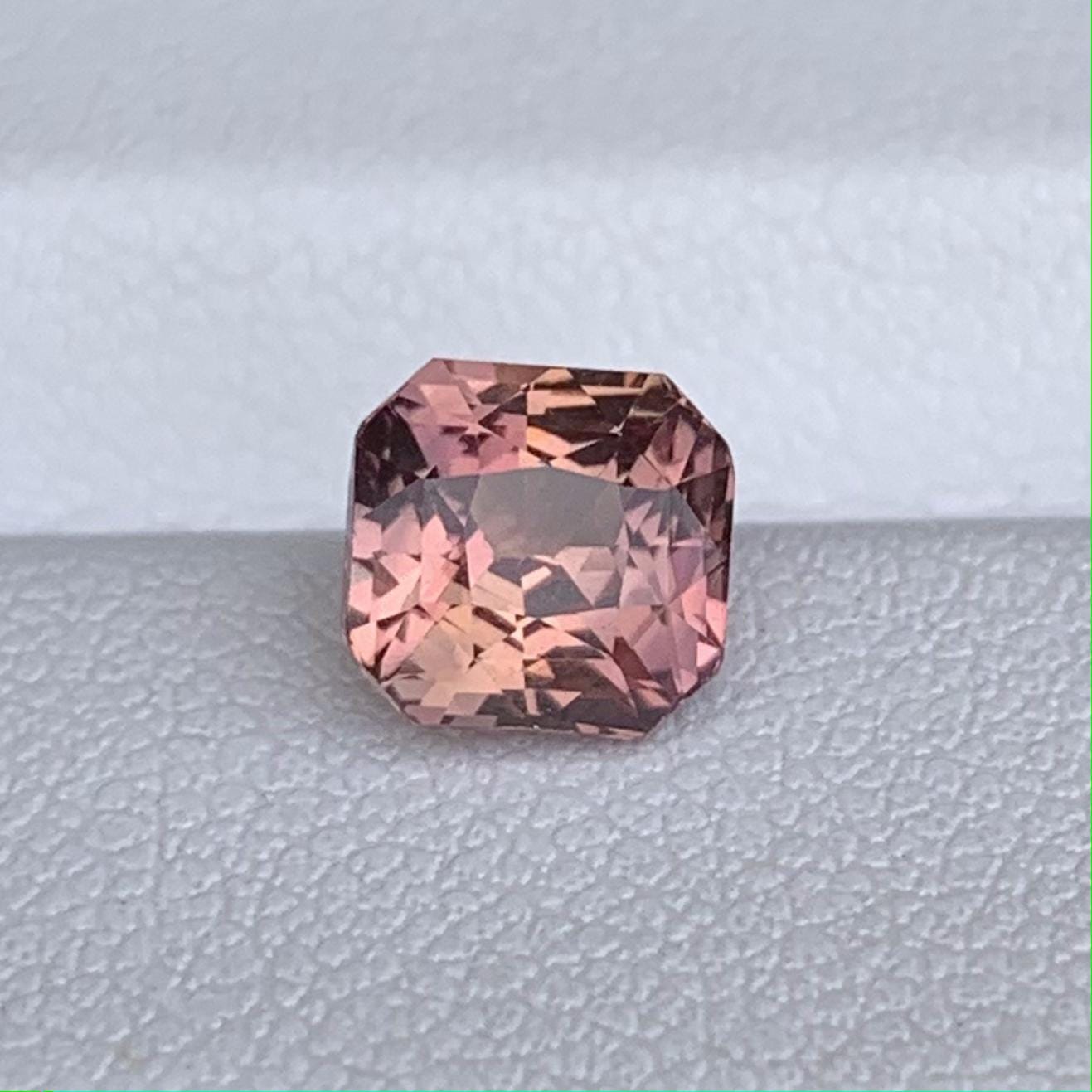 Natural Radiant Cut Padparadscha Sapphire 2.04ct - (UH)