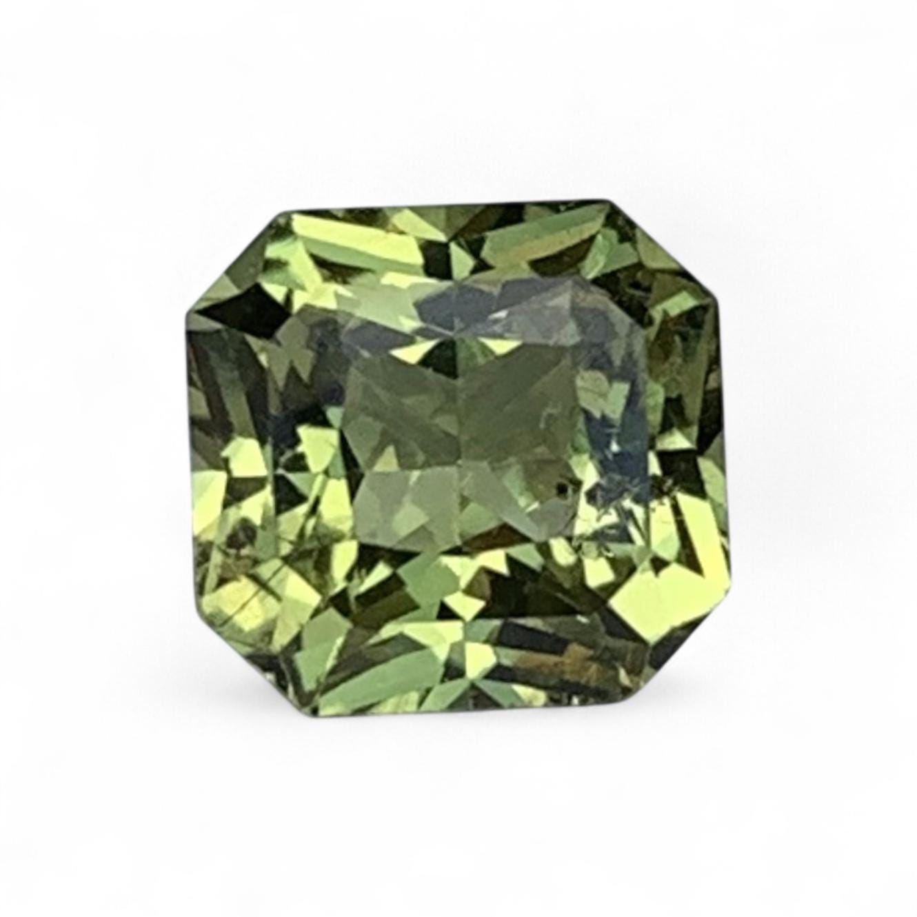 Natural Radiant Cut Vanadium Chrysoberyl 1.79ct - (UH)