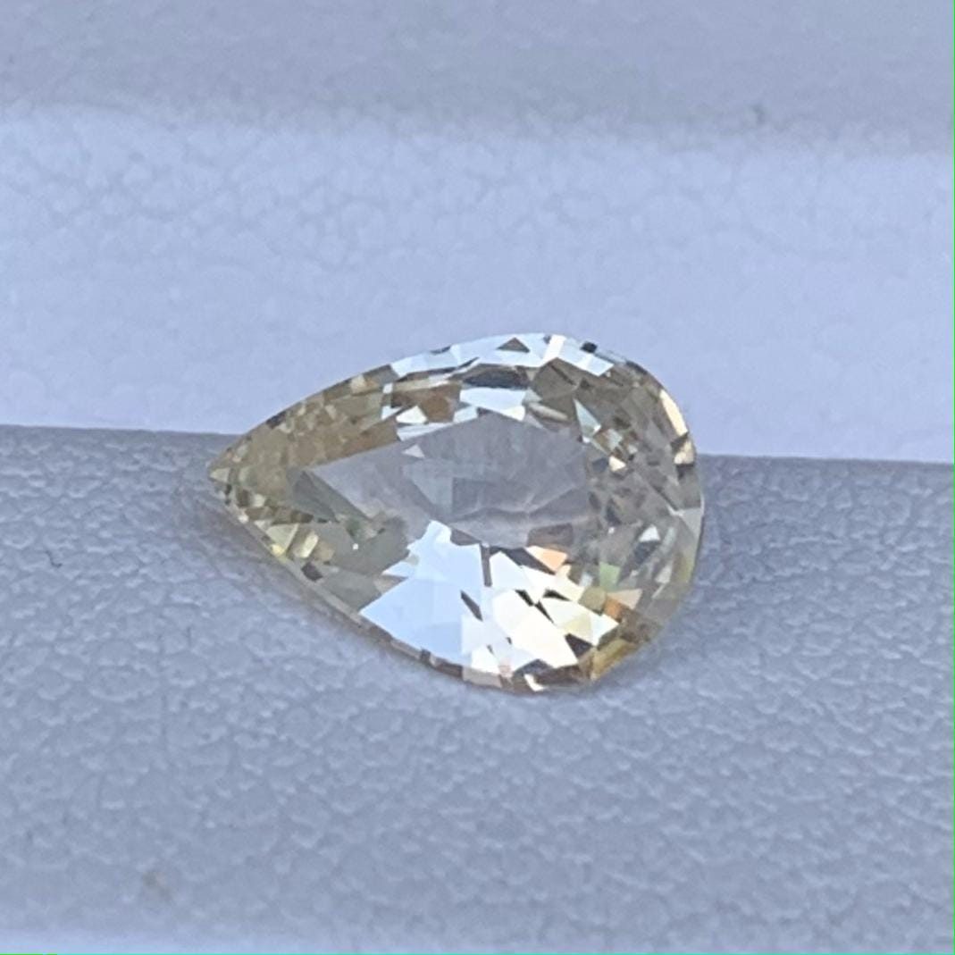 Natural Pear Cut Yellow Sapphire 1.32ct - (H) - Baza Boutique