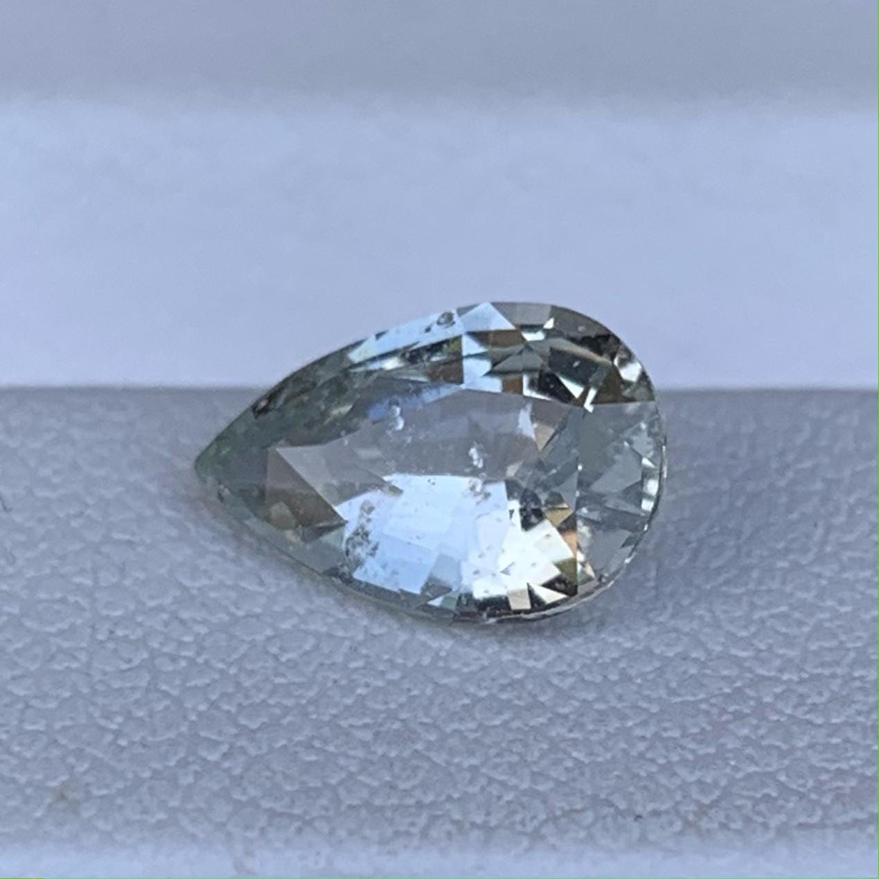 Mint Green Sapphire 1.66ct - (UH)