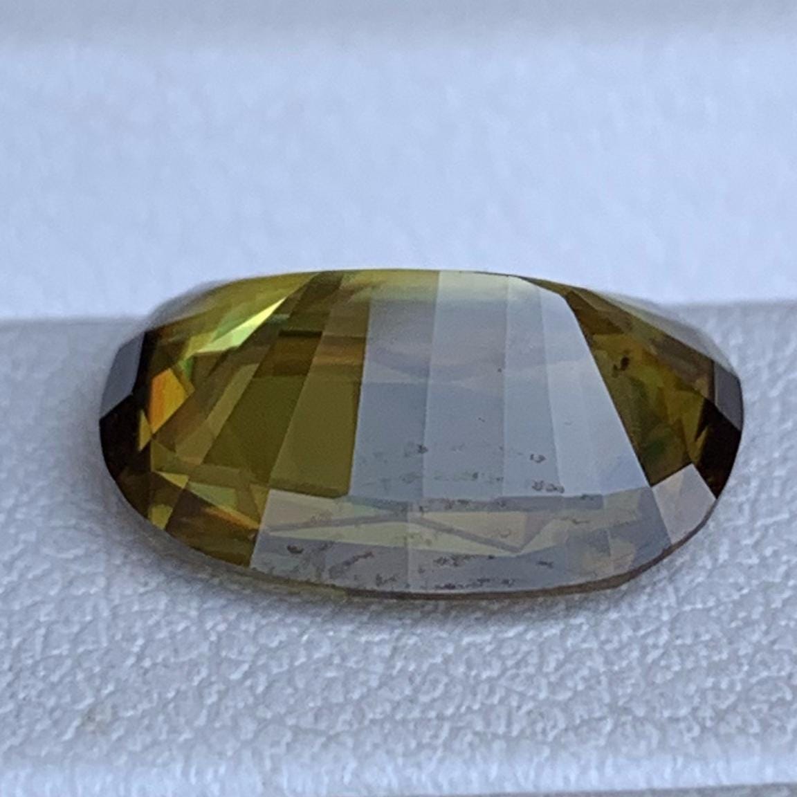 Natural Sphene 4.21ct - (N) - Baza Boutique