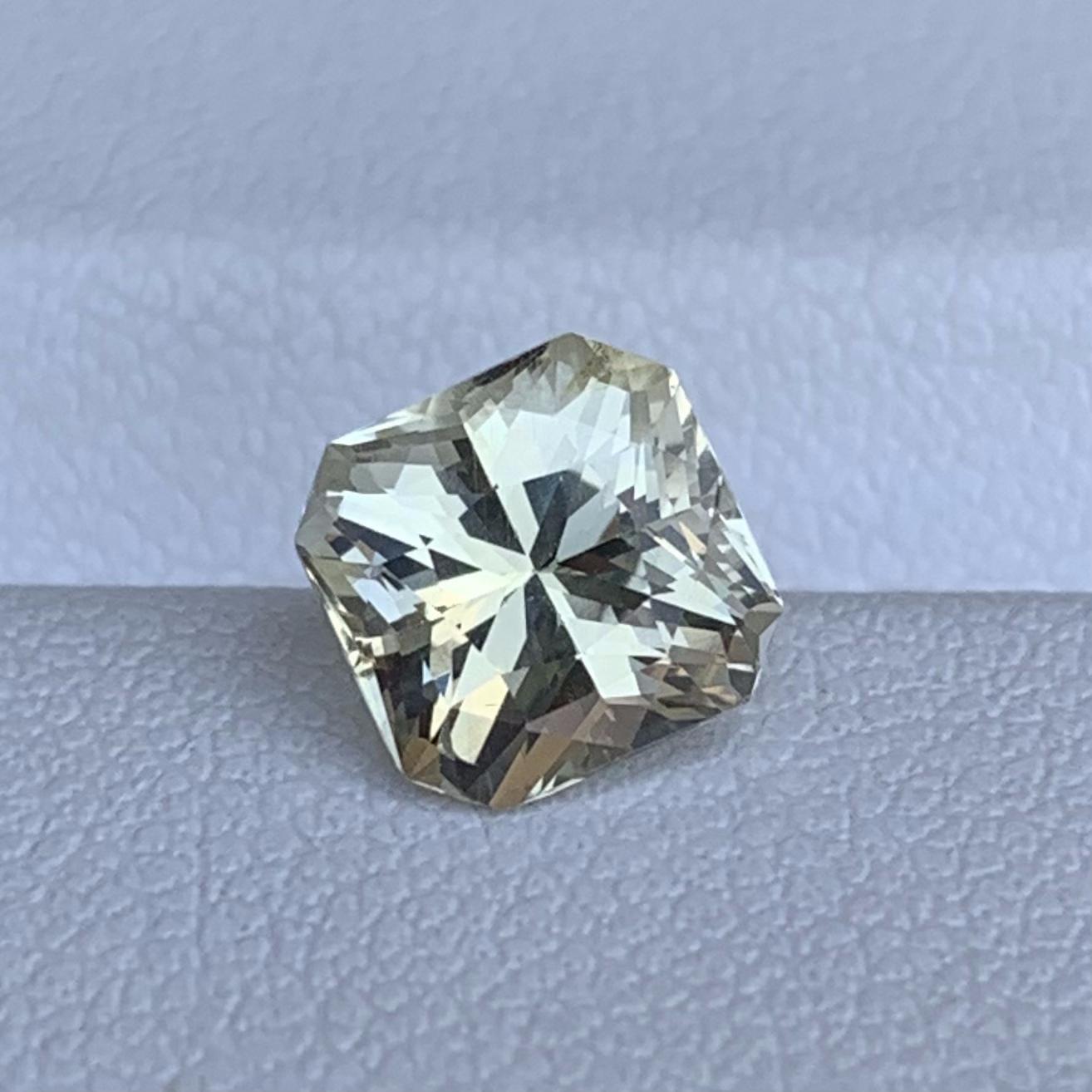 Natural Yellow Sapphire 2.17ct - (UH) - Baza Boutique
