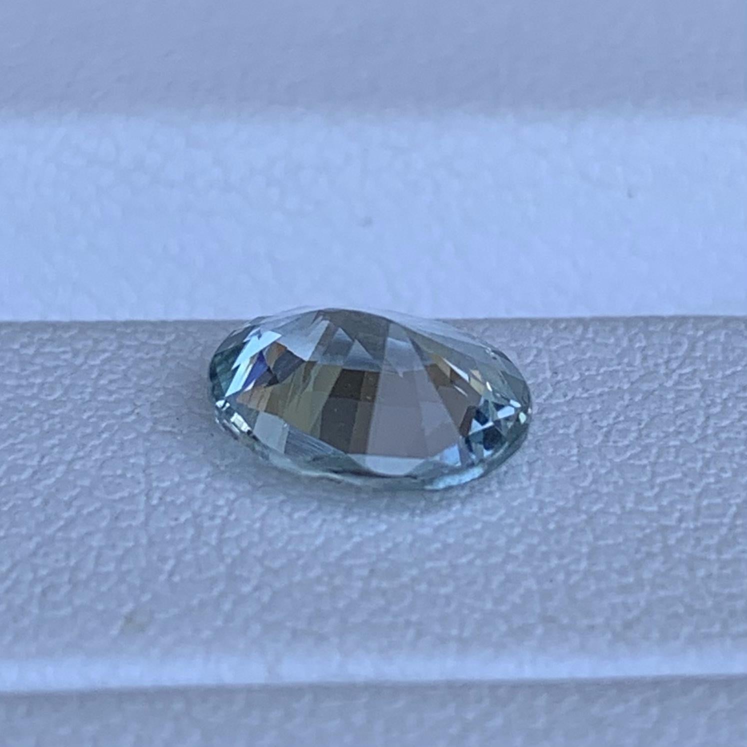 Mint Green Sapphire 1.71ct - (H) - Baza Boutique
