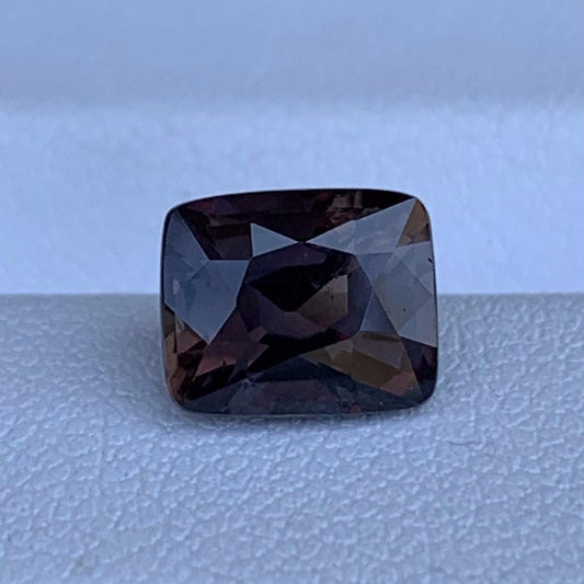 Rare Natural Whiskey Sapphire 2.66ct - (UH)