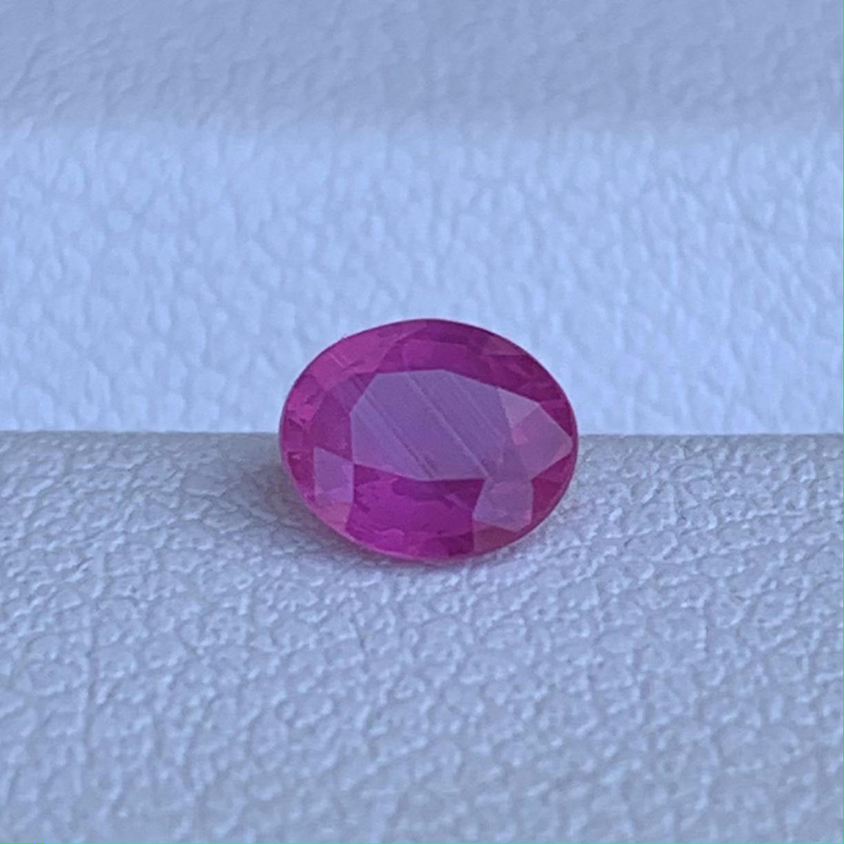 Natural Oval Cut Pinkish Ruby 0.54ct - (UH)