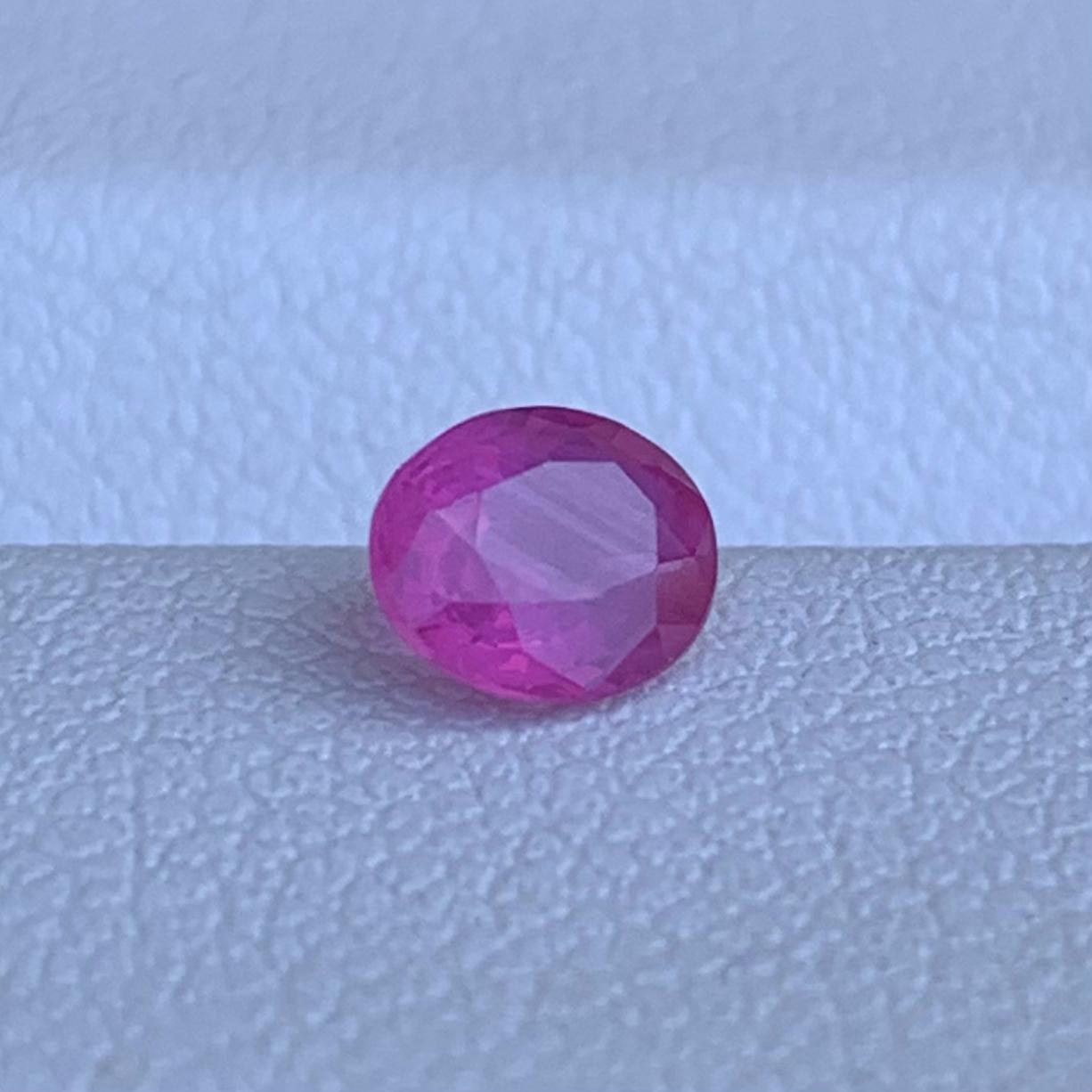 Natural Oval Cut Pinkish Ruby 0.54ct - (UH)