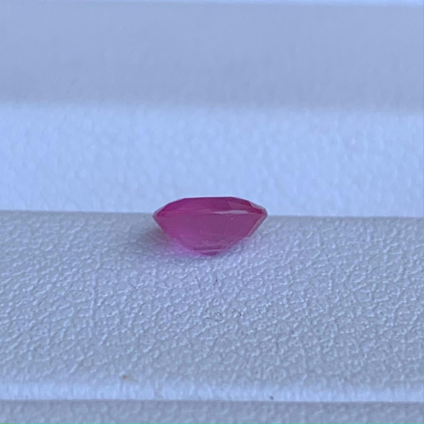 Natural Oval Cut Pinkish Ruby 0.54ct - (UH)