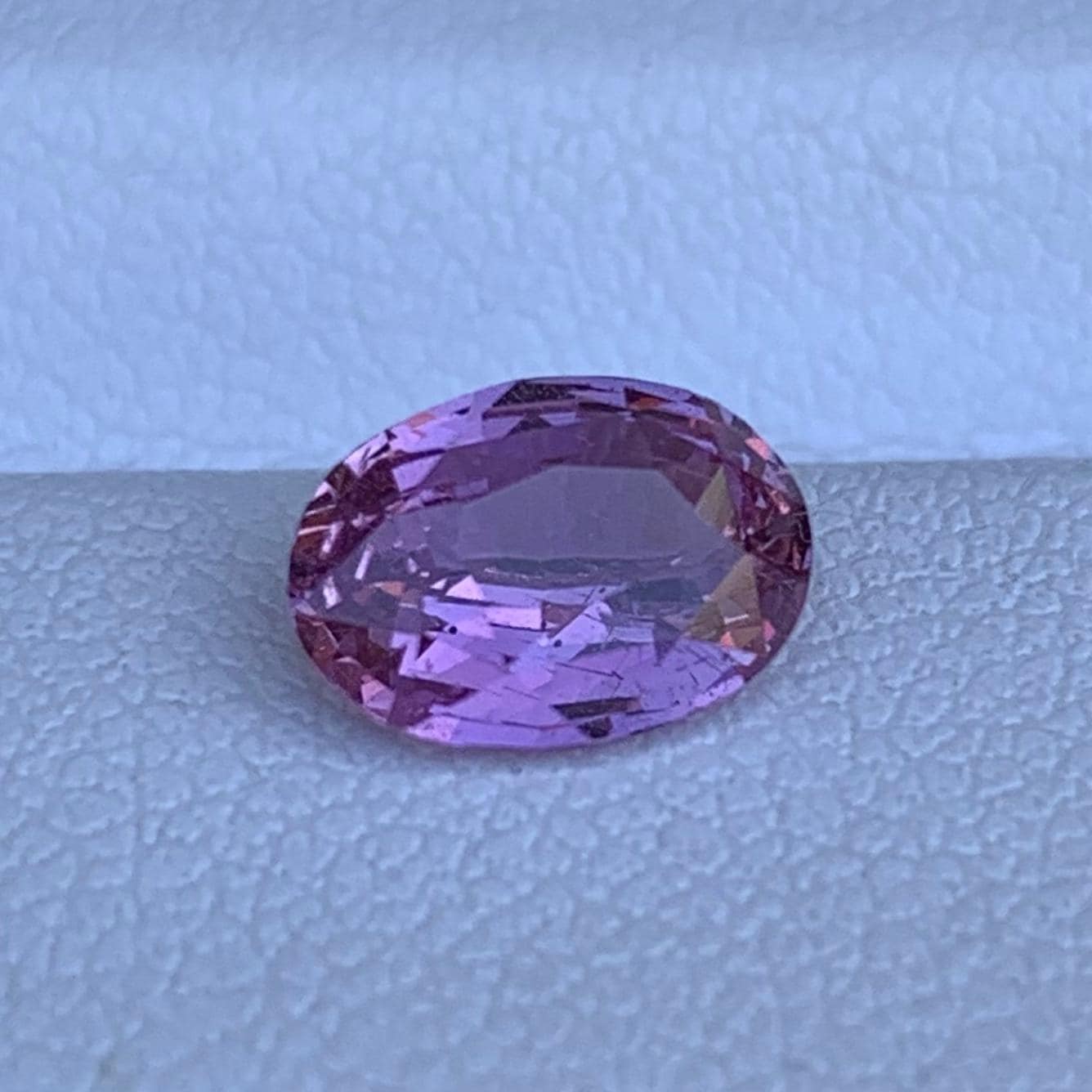 Natural Pink Sapphire 1.45ct - (UH) - Baza Boutique