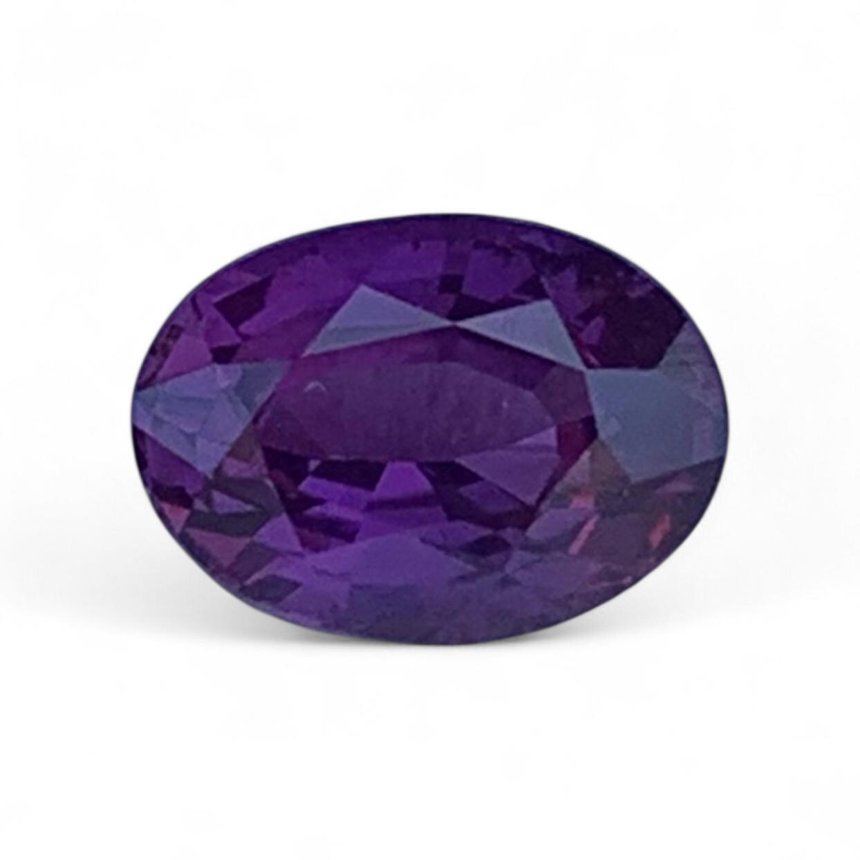 Natural Oval Cut Violet Sapphire 1.01ct - (UH)