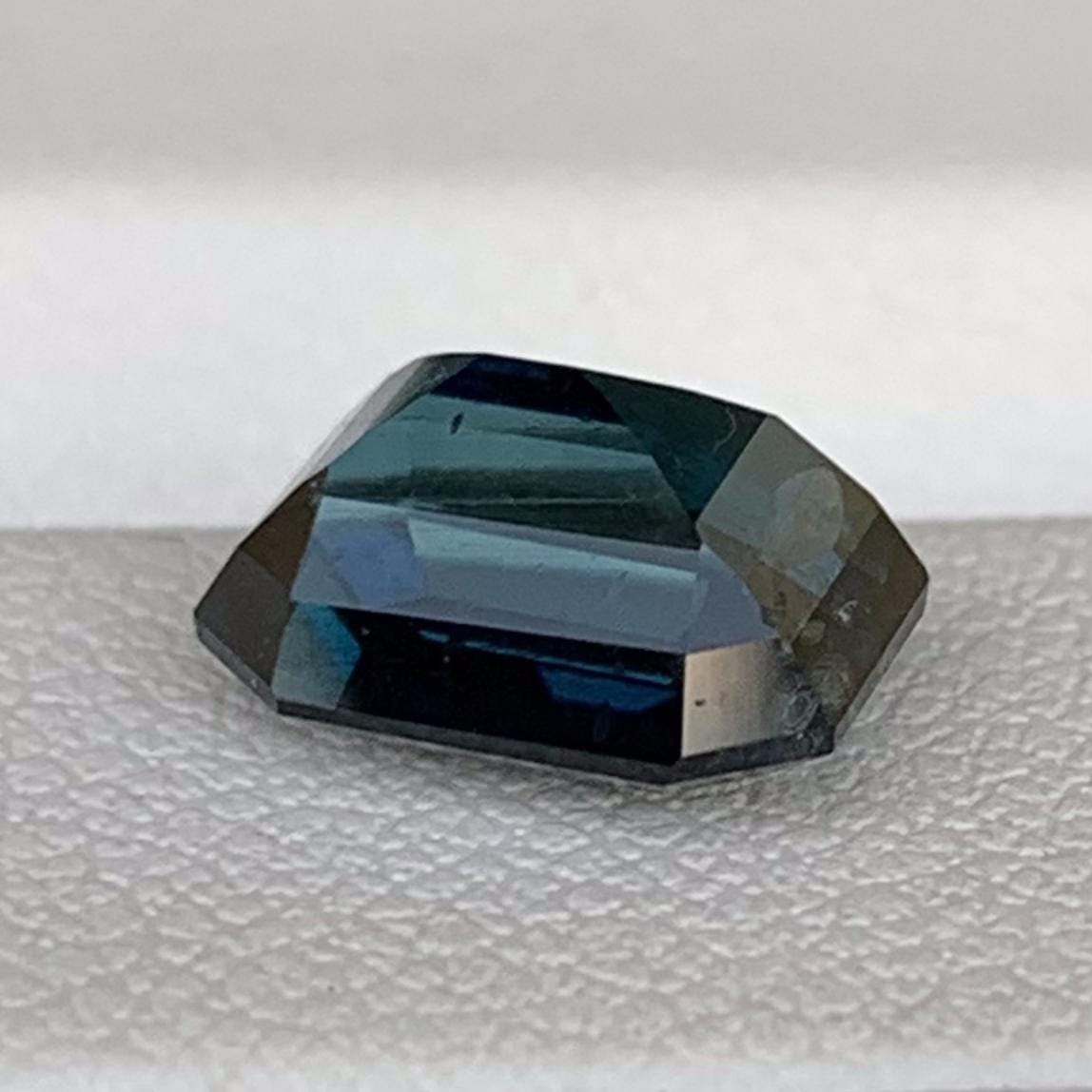 Natural Indigo Blue Sapphire 3.03ct - (UH) - Baza Boutique