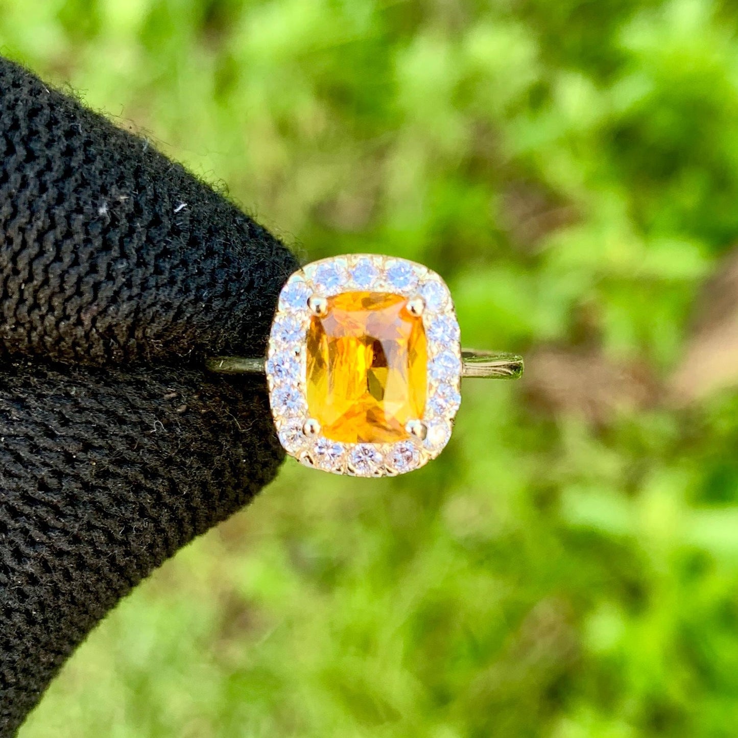 Golden Yellow Sapphire 2.10ct Ring in 14K Rose Gold with Natural Diamonds