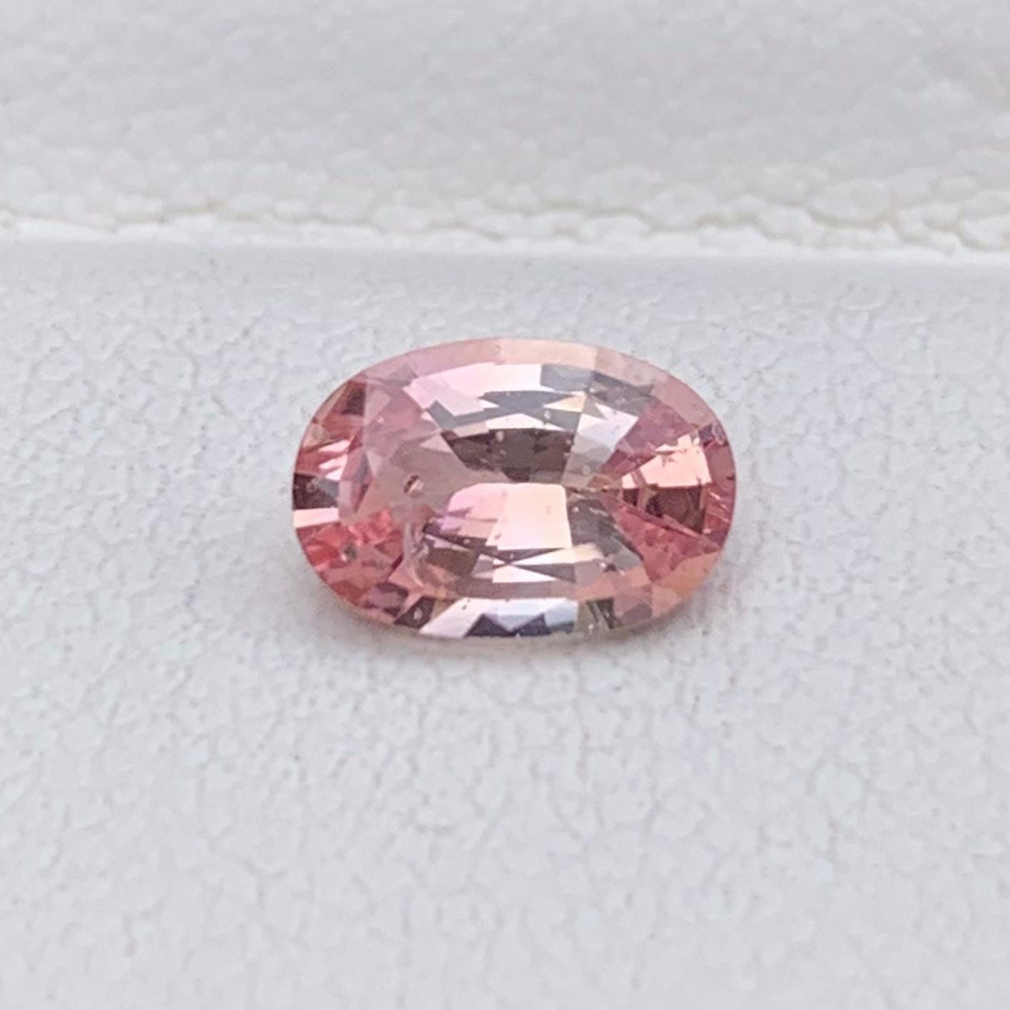 Natural Padparadscha Sapphire 0.82ct - (H)