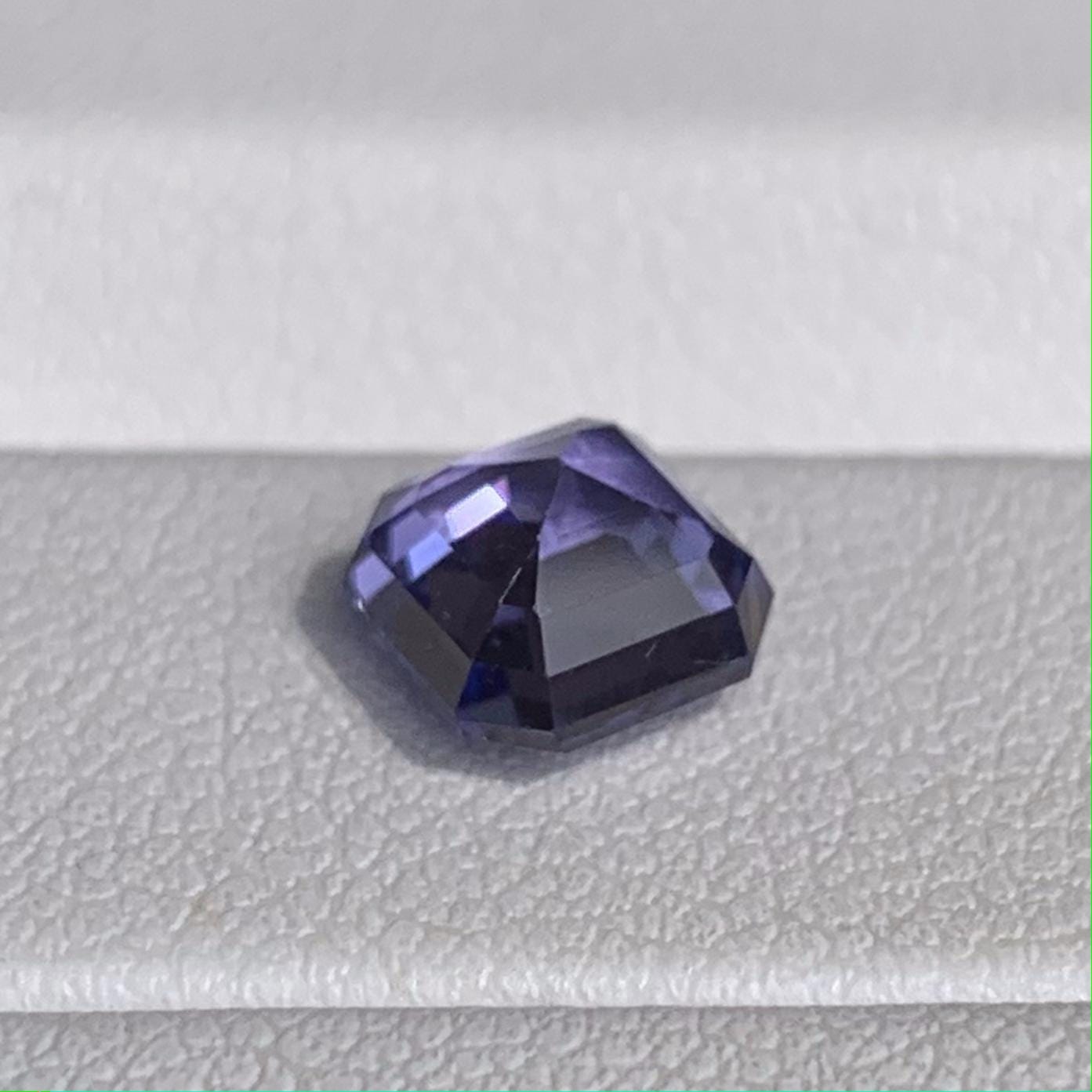 Natural Radiant Cut Purple Sapphire 2.04ct - (UH)
