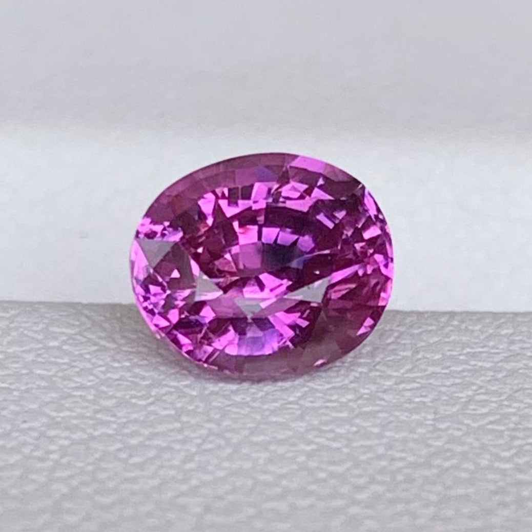 Natural Oval Cut Pink Sapphire 1.27ct - (H)