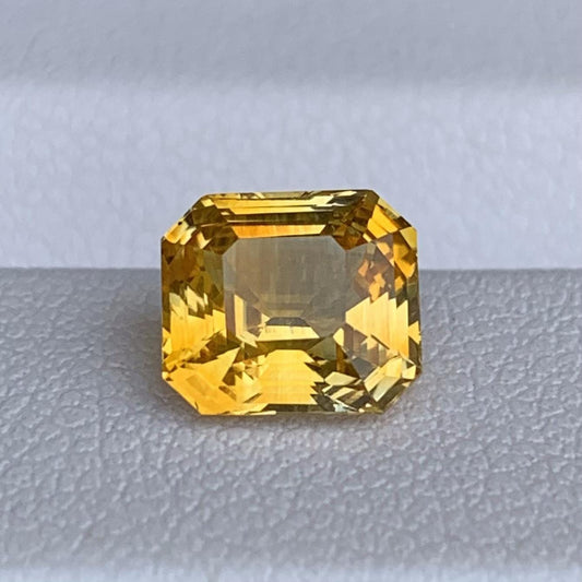 Natural Radiant Cut Golden Yellow Sapphire 2.16ct - (H)