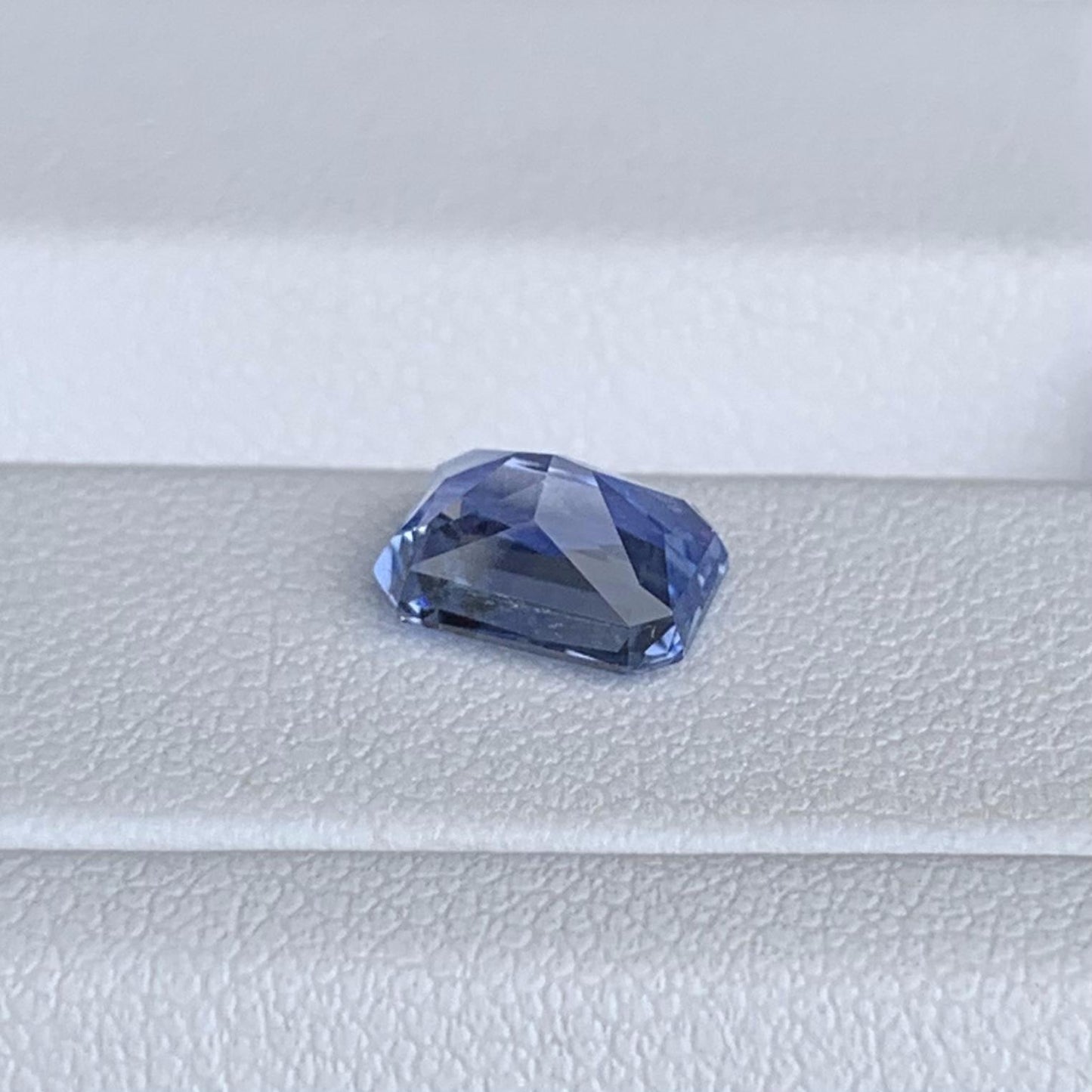 Natural Radiant Cut Blue Sapphire 2.28ct - (H)