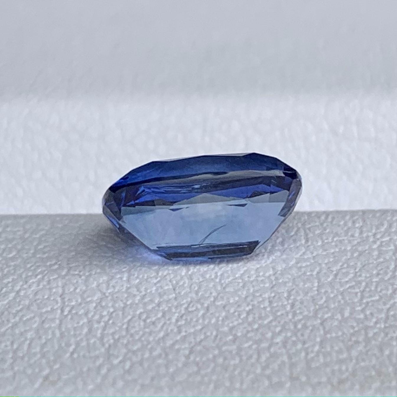 Natural Cushion Cut Cornflower Blue Sapphire 2.14ct - (H)