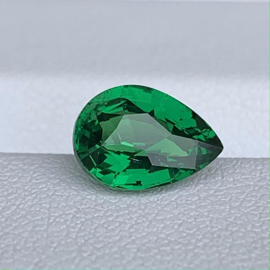 Natural Pear Cut Vivid Green Tsavorite Garnet 2.02ct - (UH)