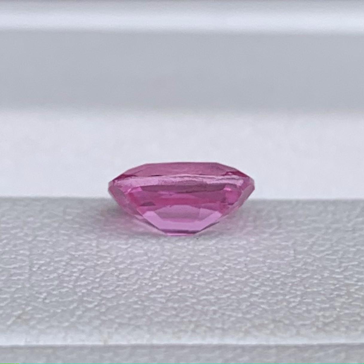 Natural Cushion Cut Pink Sapphire 0.88ct - (UH)