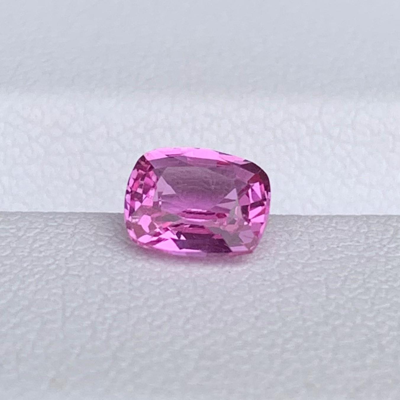 Natural Cushion Cut Pink Sapphire 0.88ct - (UH)