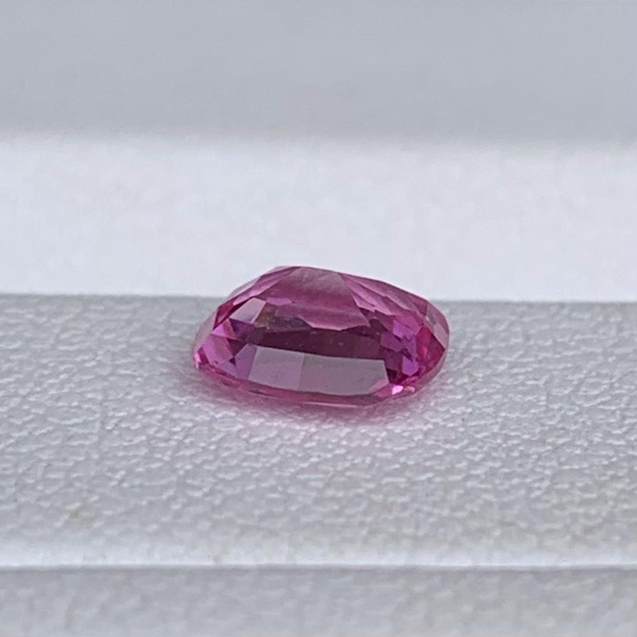 Natural Cushion Cut Pink Sapphire 0.88ct - (UH)