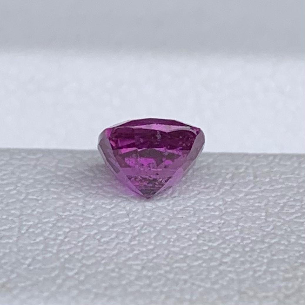 Natural Cushion Cut Violet Sapphire 0.62ct - (UH