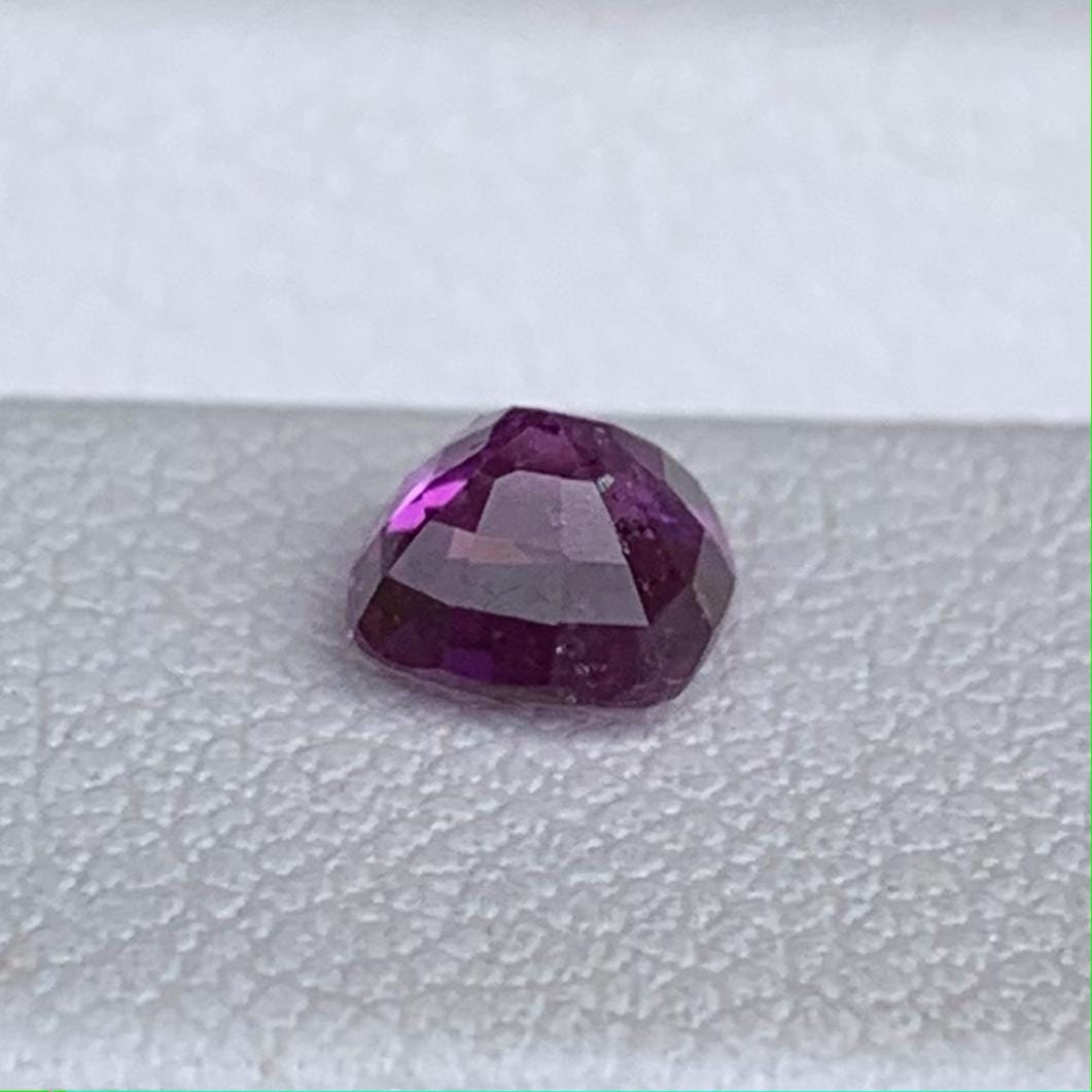 Natural Cushion Cut Violet Sapphire 0.62ct - (UH
