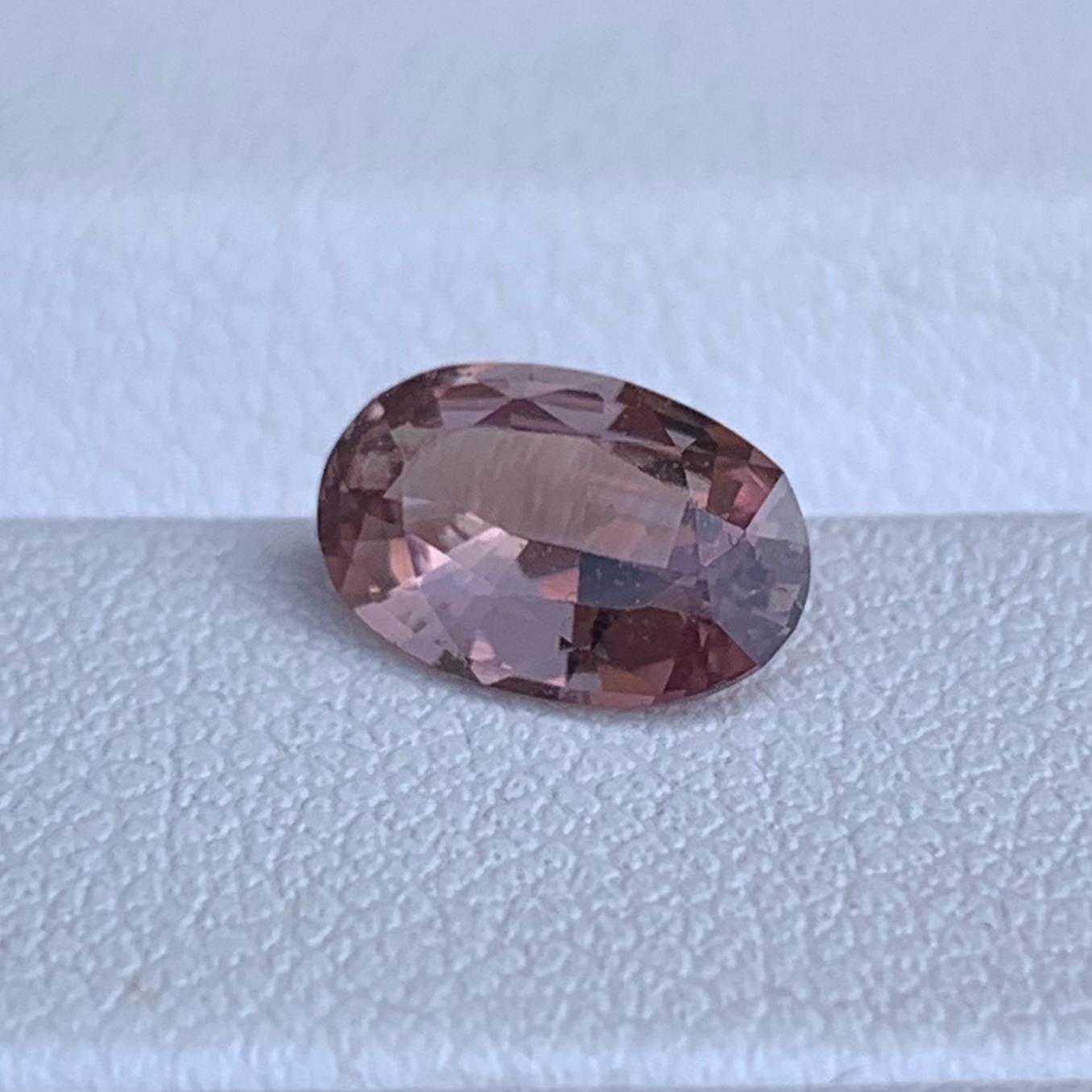 Natural Whiskey Sapphire 1.22ct Heated  Oval Cut Loose Gemstone for Ring or Pendant
