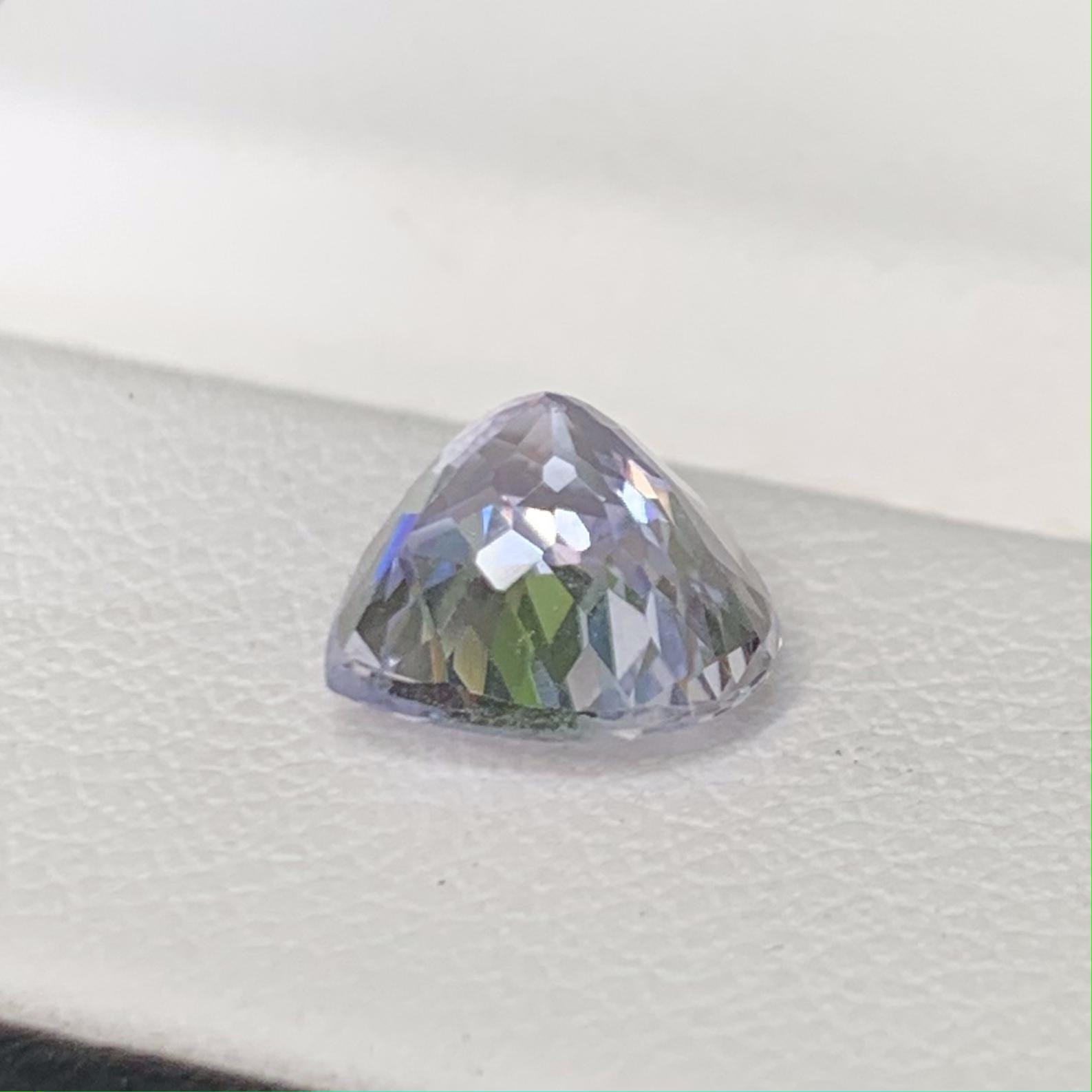 Heart Shaped Lavender Sapphire 2.63ct - (UH) - Baza Boutique