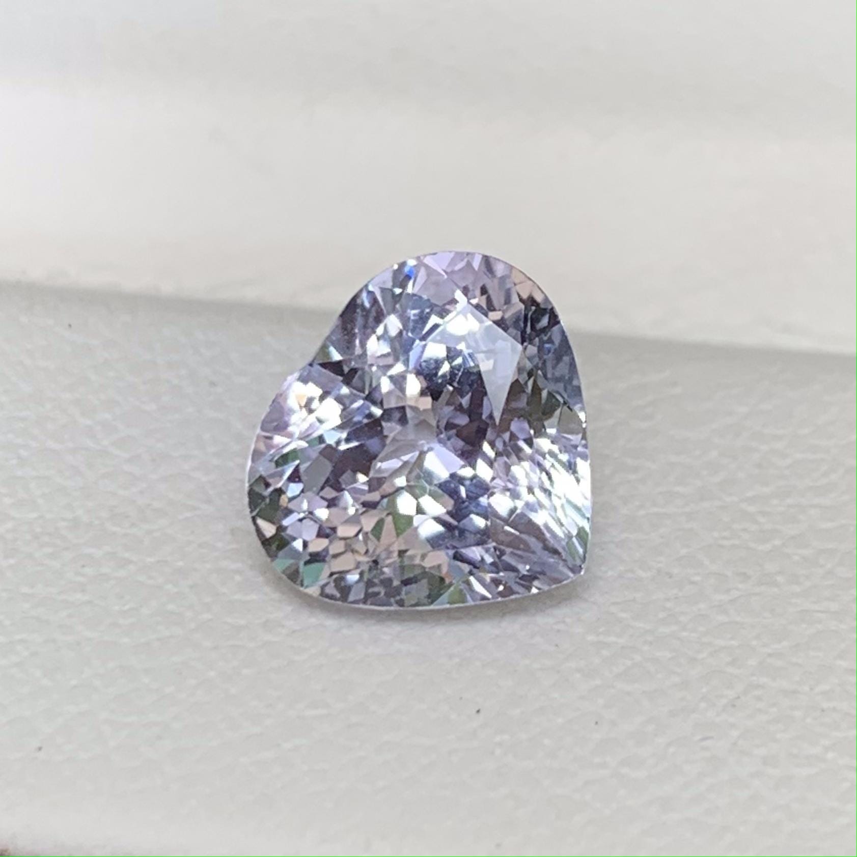 Heart Shaped Lavender Sapphire 2.63ct - (UH) - Baza Boutique