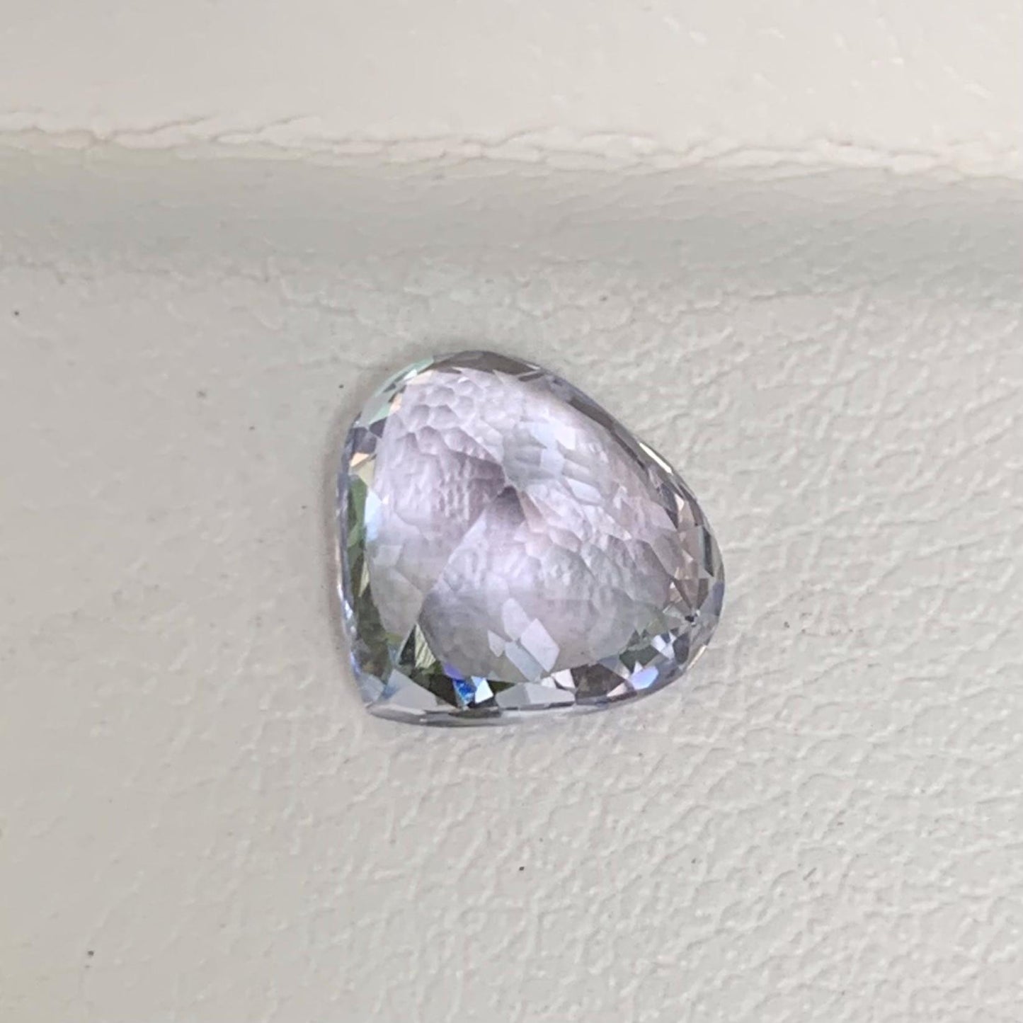 Heart Shaped Lavender Sapphire 2.63ct - (UH) - Baza Boutique
