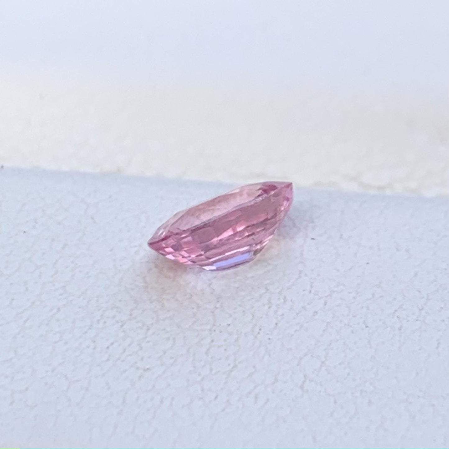 Natural Oval Cut Padparadscha Sapphire 0.71ct - (H)