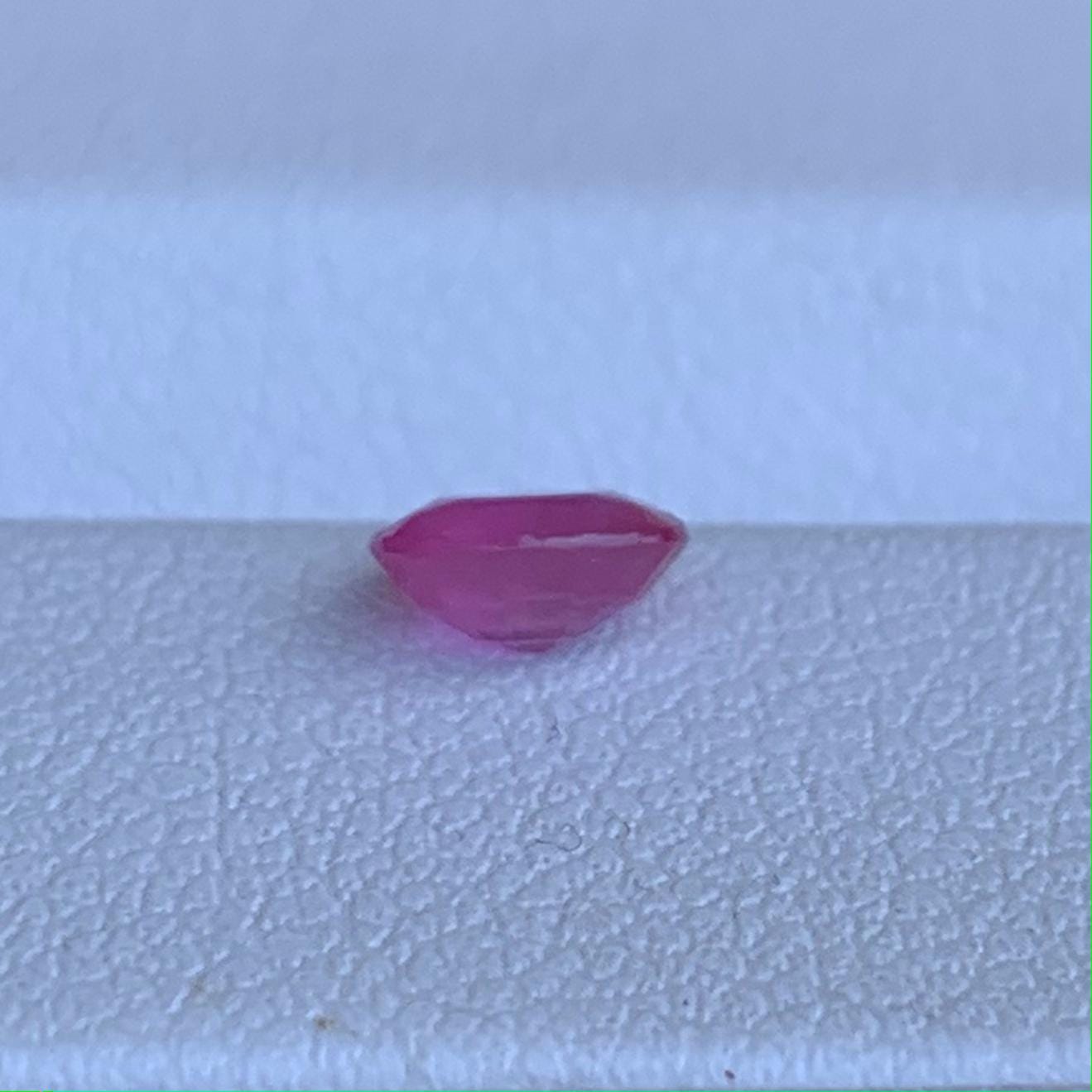 Natural Oval Cut Pinkish Ruby 0.54ct - (UH)