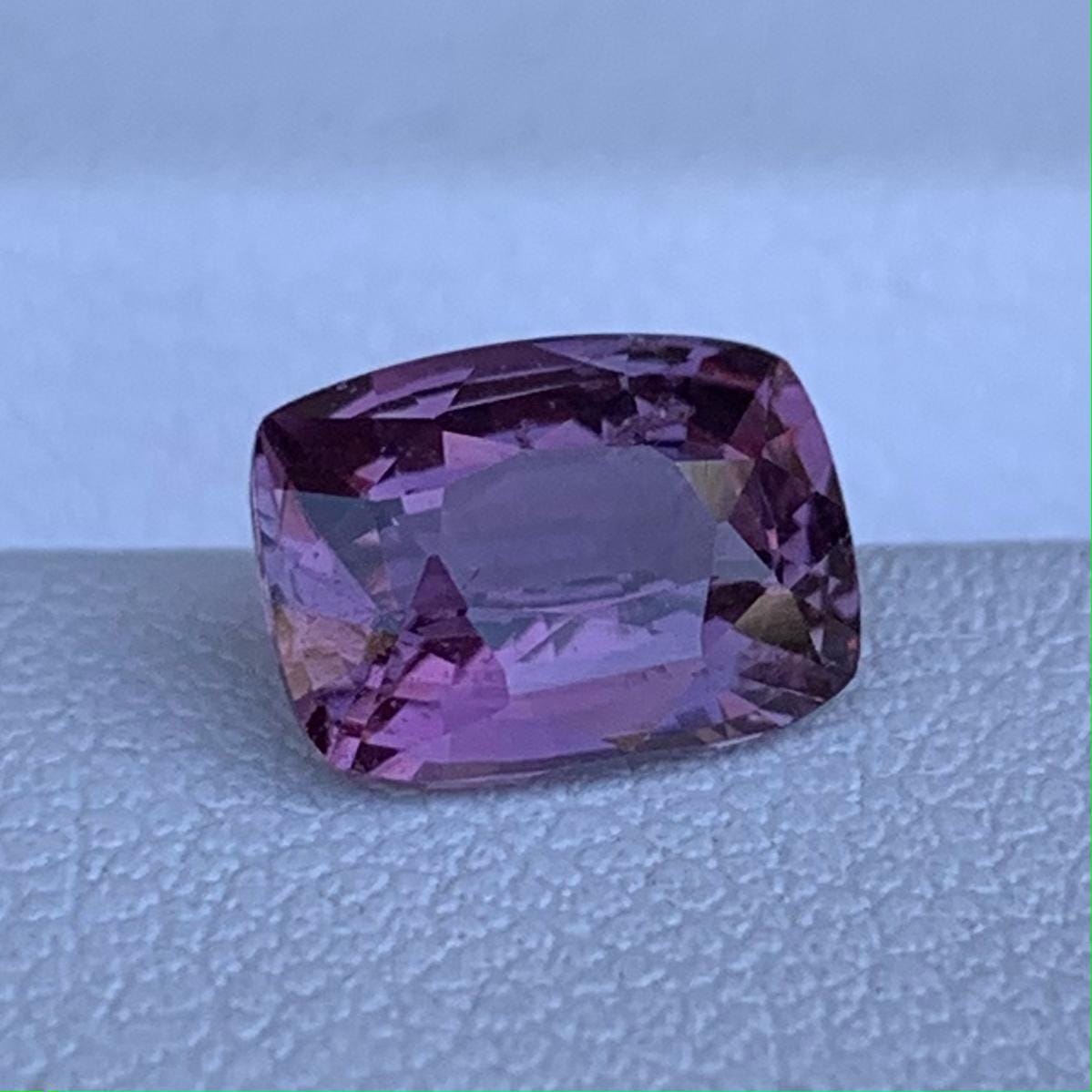 Grape Pink Sapphire 2.01ct - (UH) - Baza Boutique