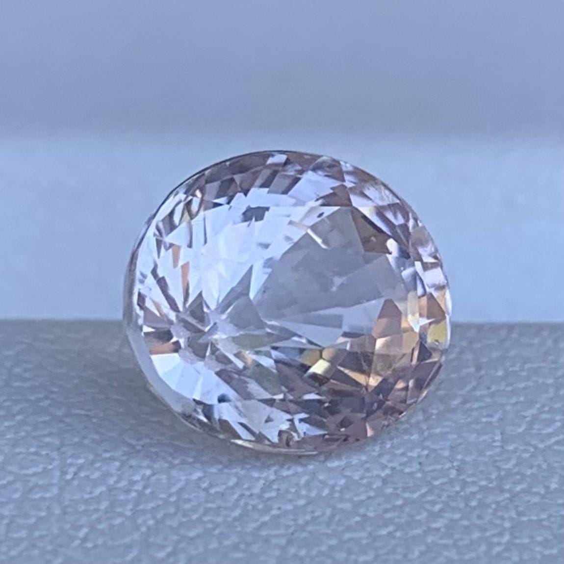 Natural Peach Sapphire 3.16ct - (UH) - Baza Boutique