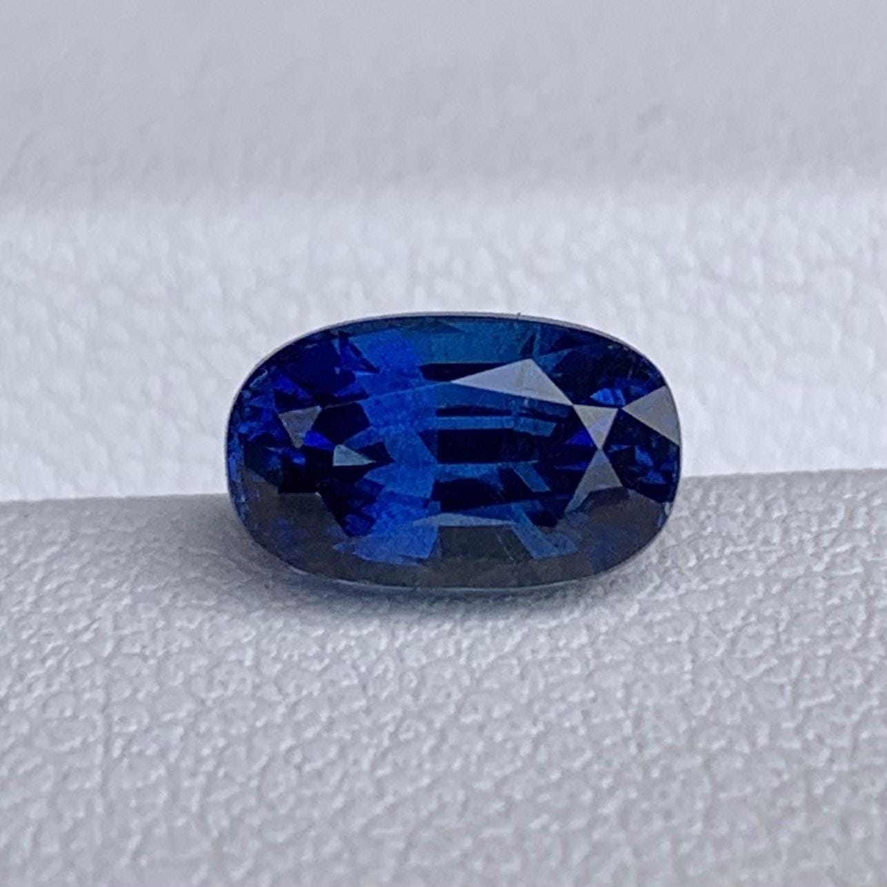 Natural Cushion Cut Royal Blue Sapphire 2.10ct - (H)