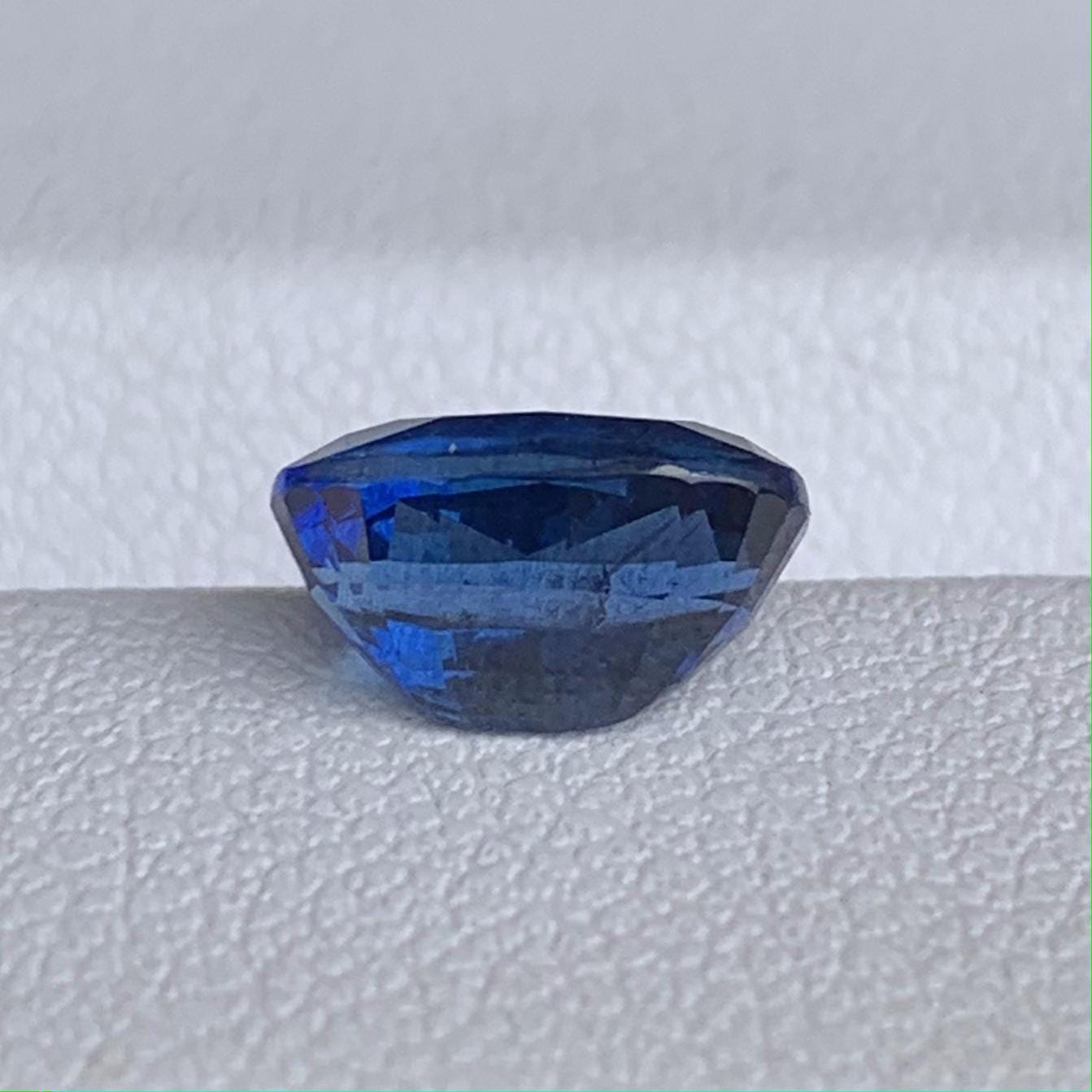 Natural Cushion Cut Royal Blue Sapphire 2.10ct - (H)
