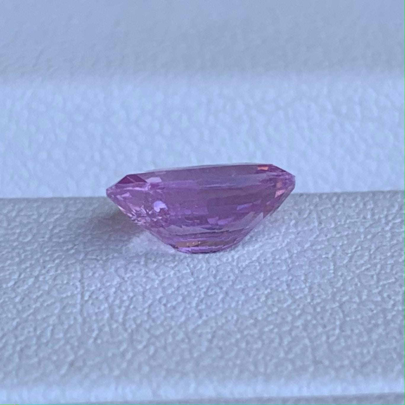 Natura Hot Pink Sapphire 1.54ct - (UH) - Baza Boutique