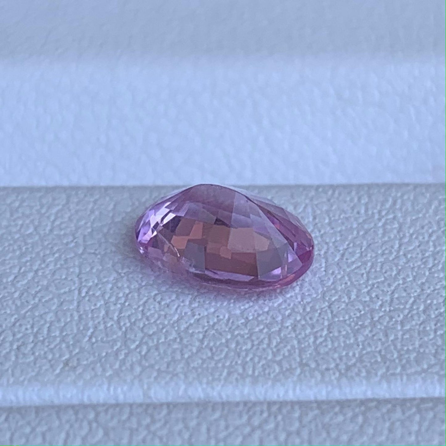 Natura Hot Pink Sapphire 1.54ct - (UH) - Baza Boutique