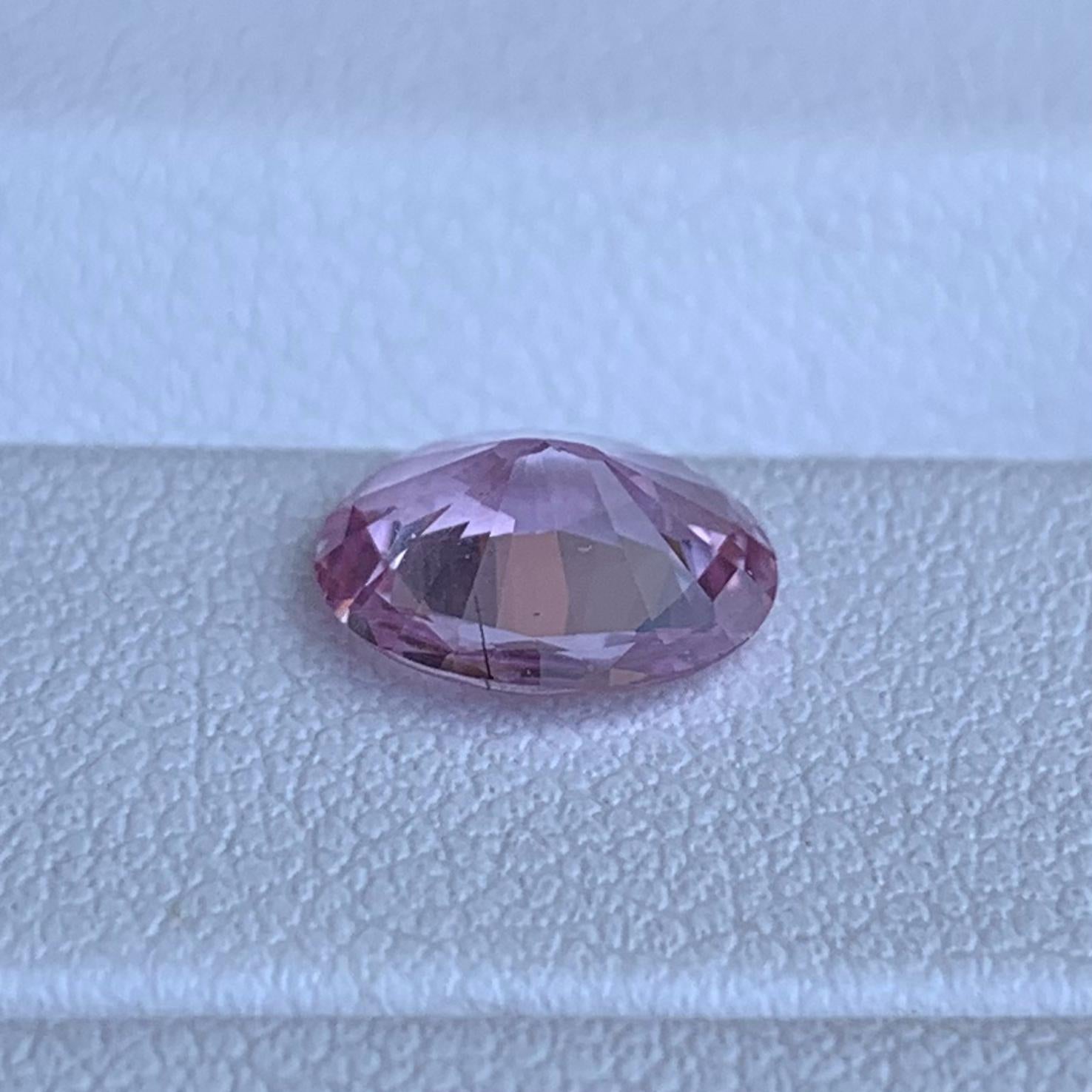 Natural Ceylon Padparadscha Sapphire 1.61ct - (UH) - Baza Boutique