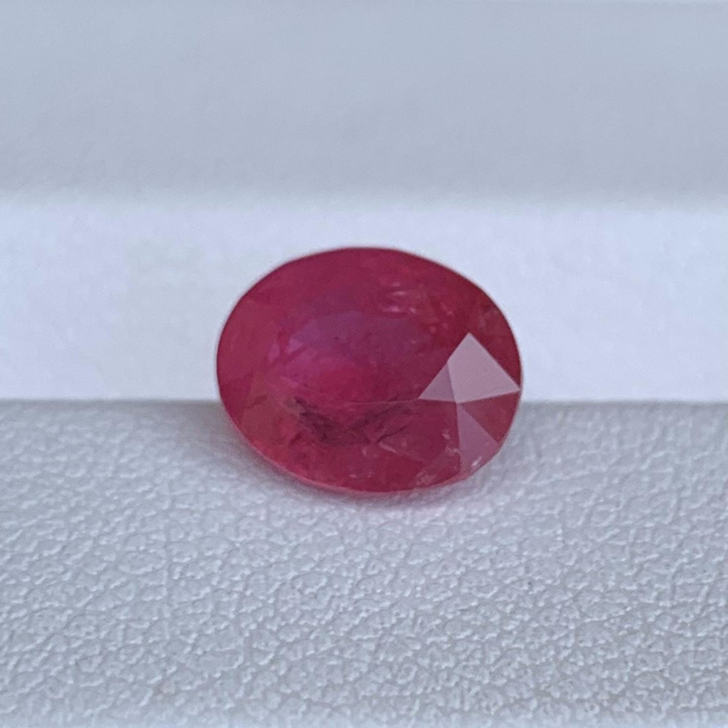 Natural Ruby Oval Cut 2.54ct - (UH) - Baza Boutique