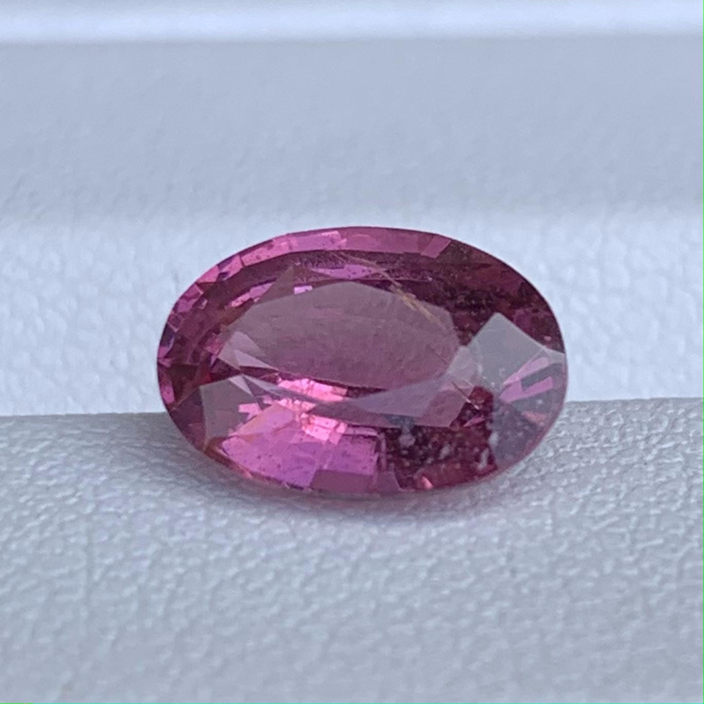 Natural Mahenge Pink Spinel 2.39ct - (UH)
