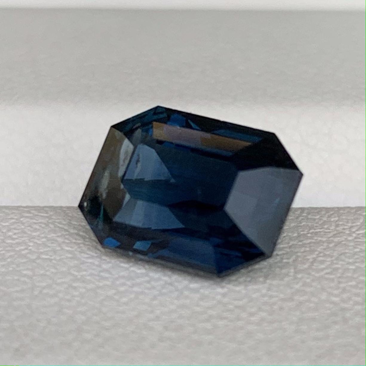 Natural Indigo Blue Sapphire 3.03ct - (UH) - Baza Boutique
