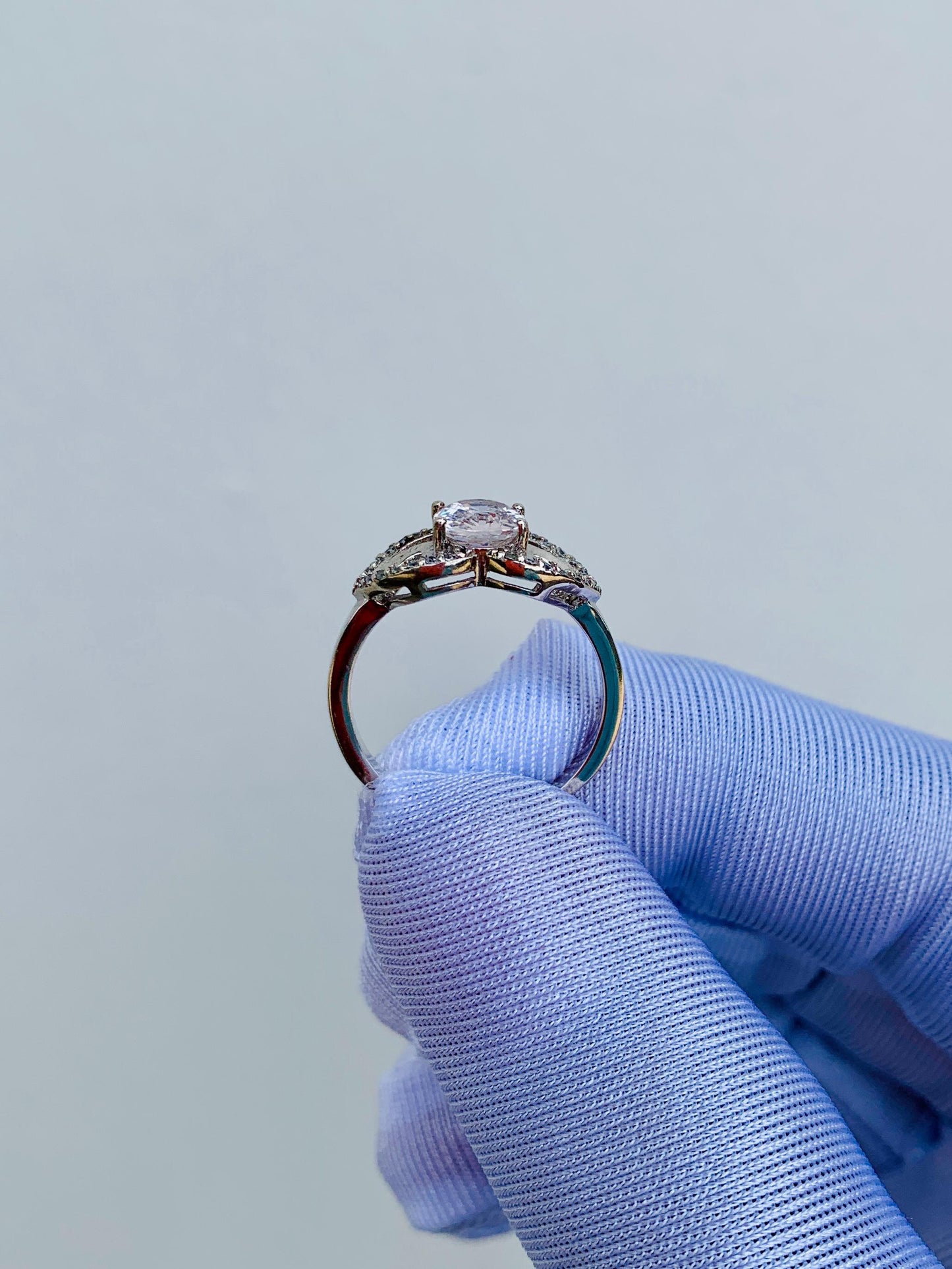 Natural Peach Sapphire 0.92ct Ring in Sterling Silver