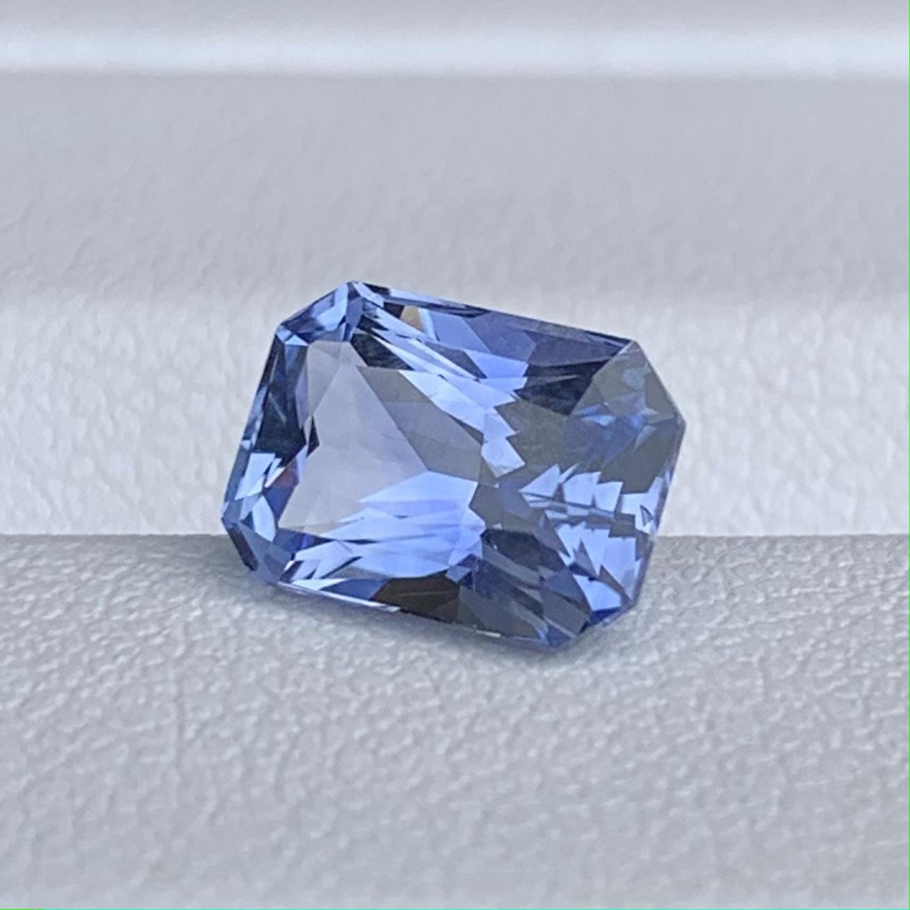 Natural Radiant Cut Blue Sapphire 2.28ct - (H)